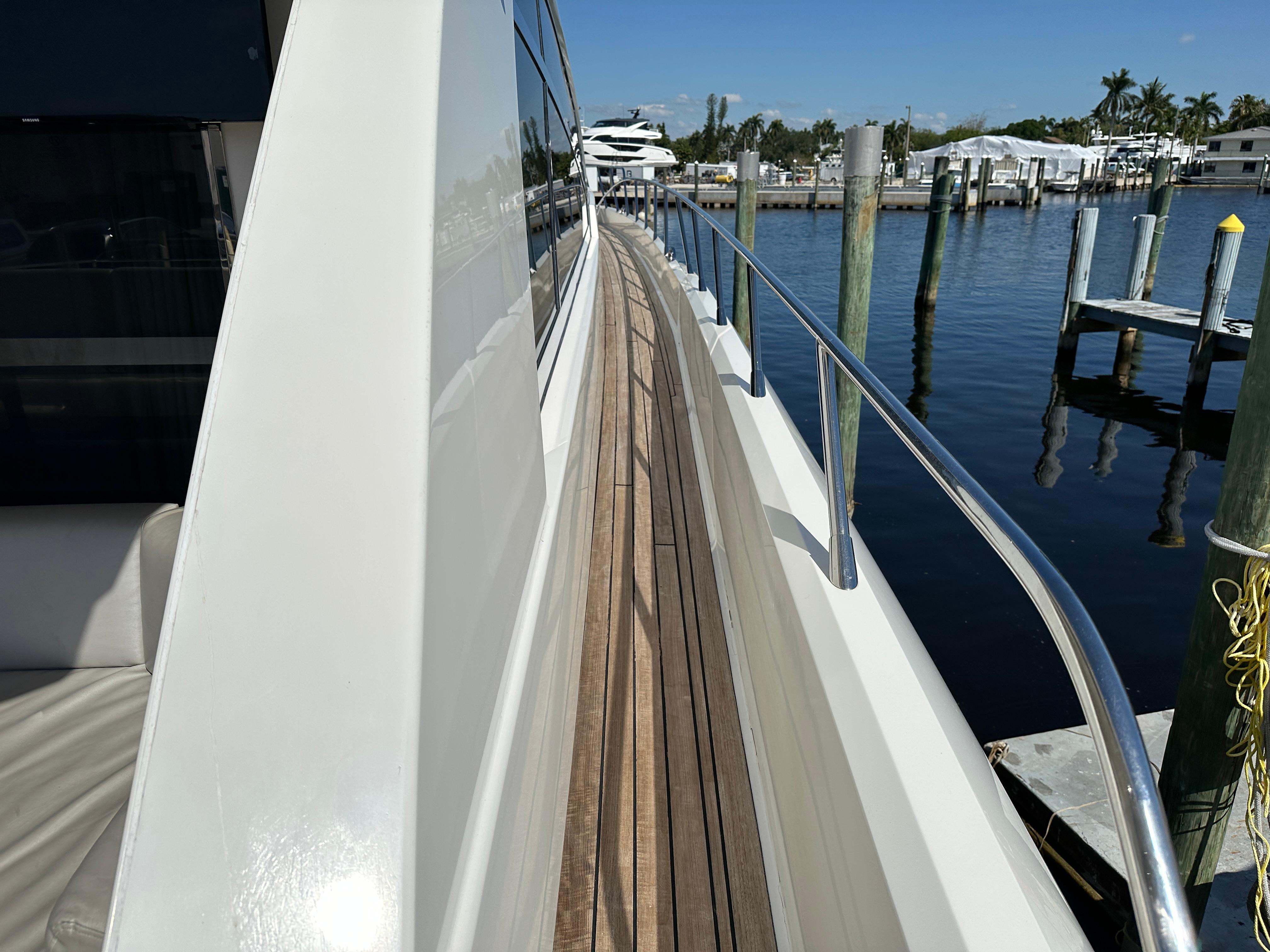 Cheoy Lee-Alpha 87 Express Sportbridge 2014-BBELLA FL-US-9807207 | Thumbnail