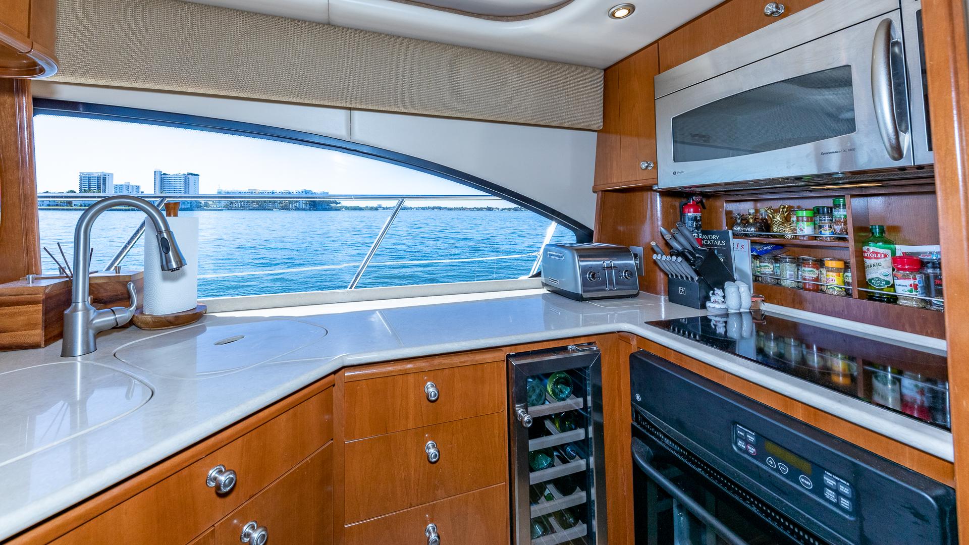 Elegant Lady - Galley With A View!