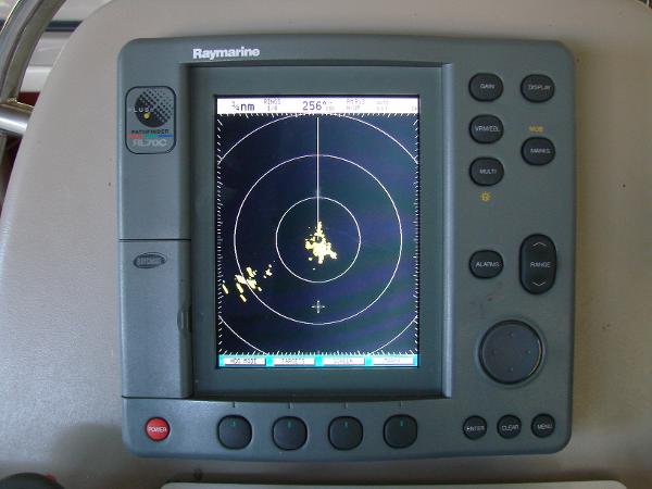 Raymarine radar on 2001 Sea Ray 340 Sundancer.