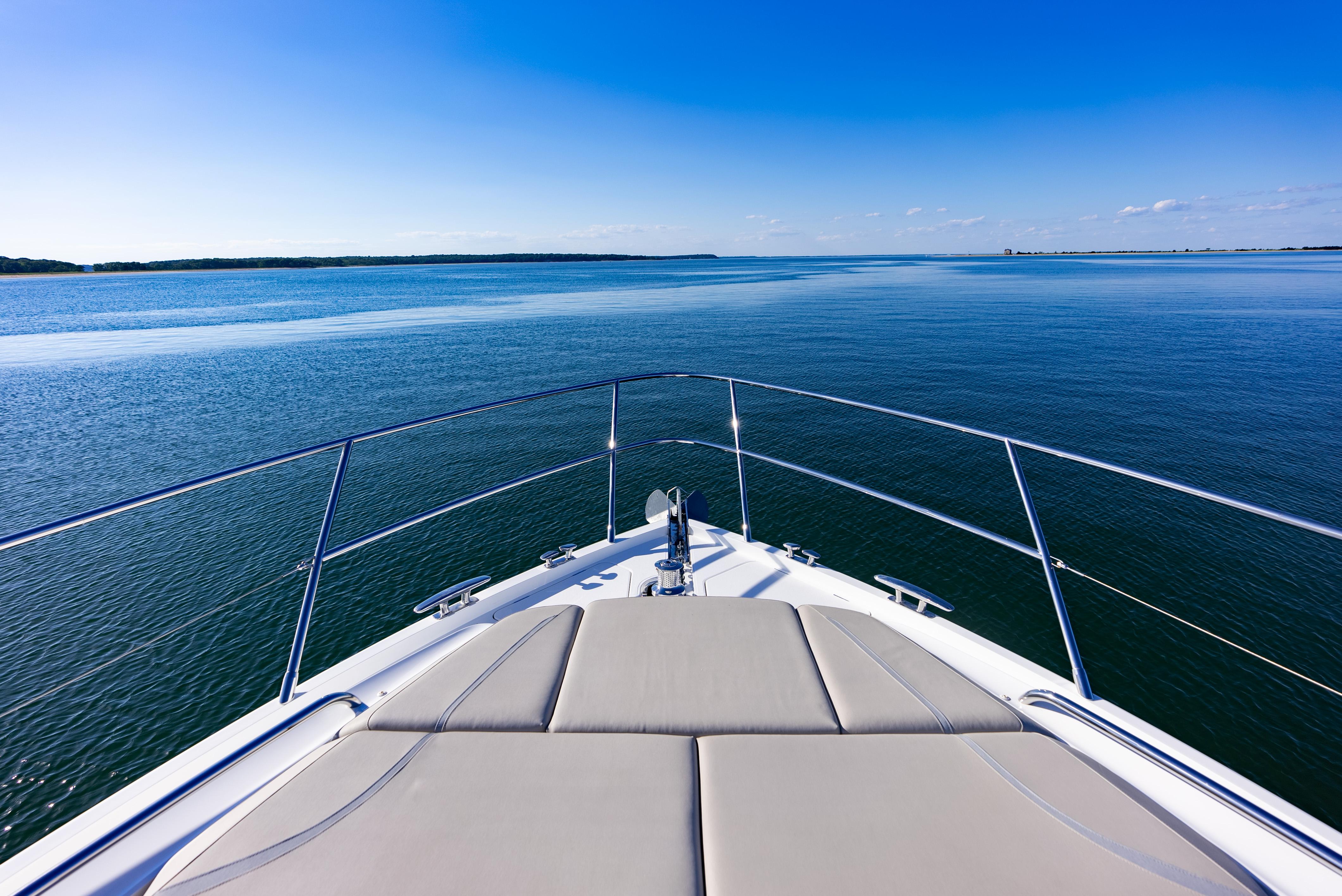 2020 Princess S62 RAWBAR