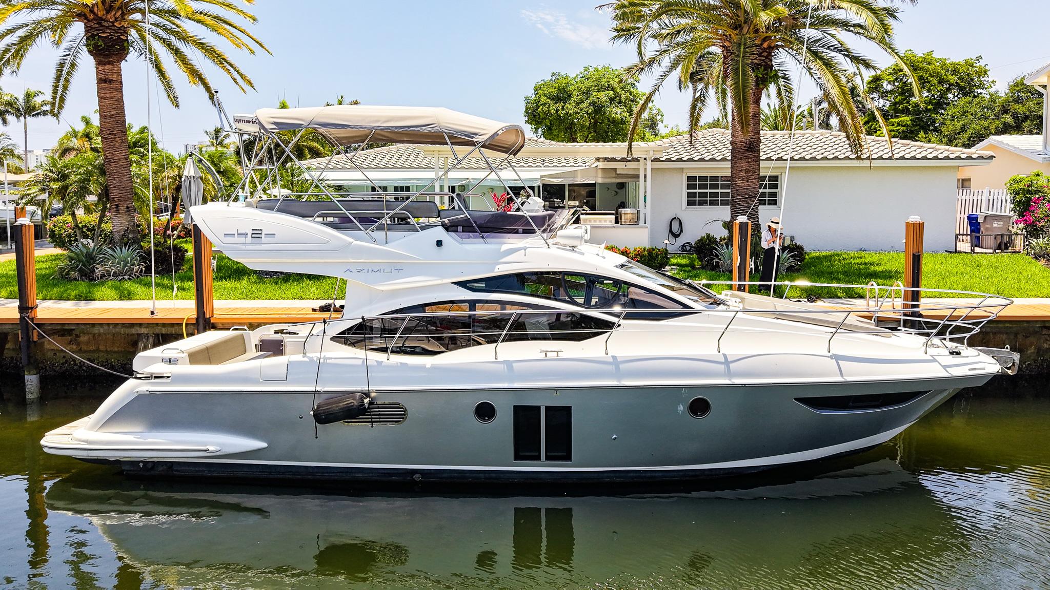 2017-azimut-42-fly-power-9817281-20250528121418687-1_XLARGE