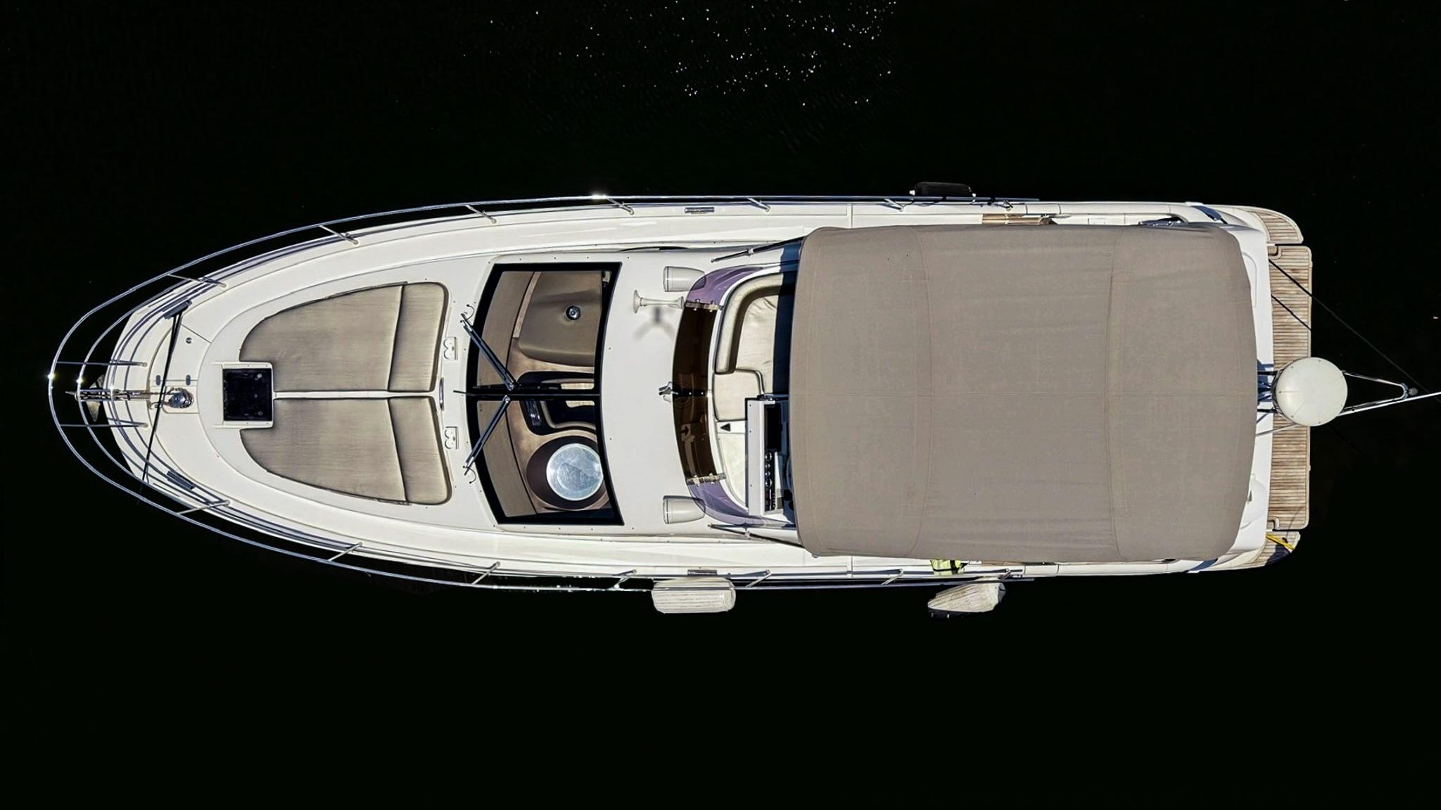 2017-azimut-42-fly-power-9817281-20250528121422580-1_XLARGE