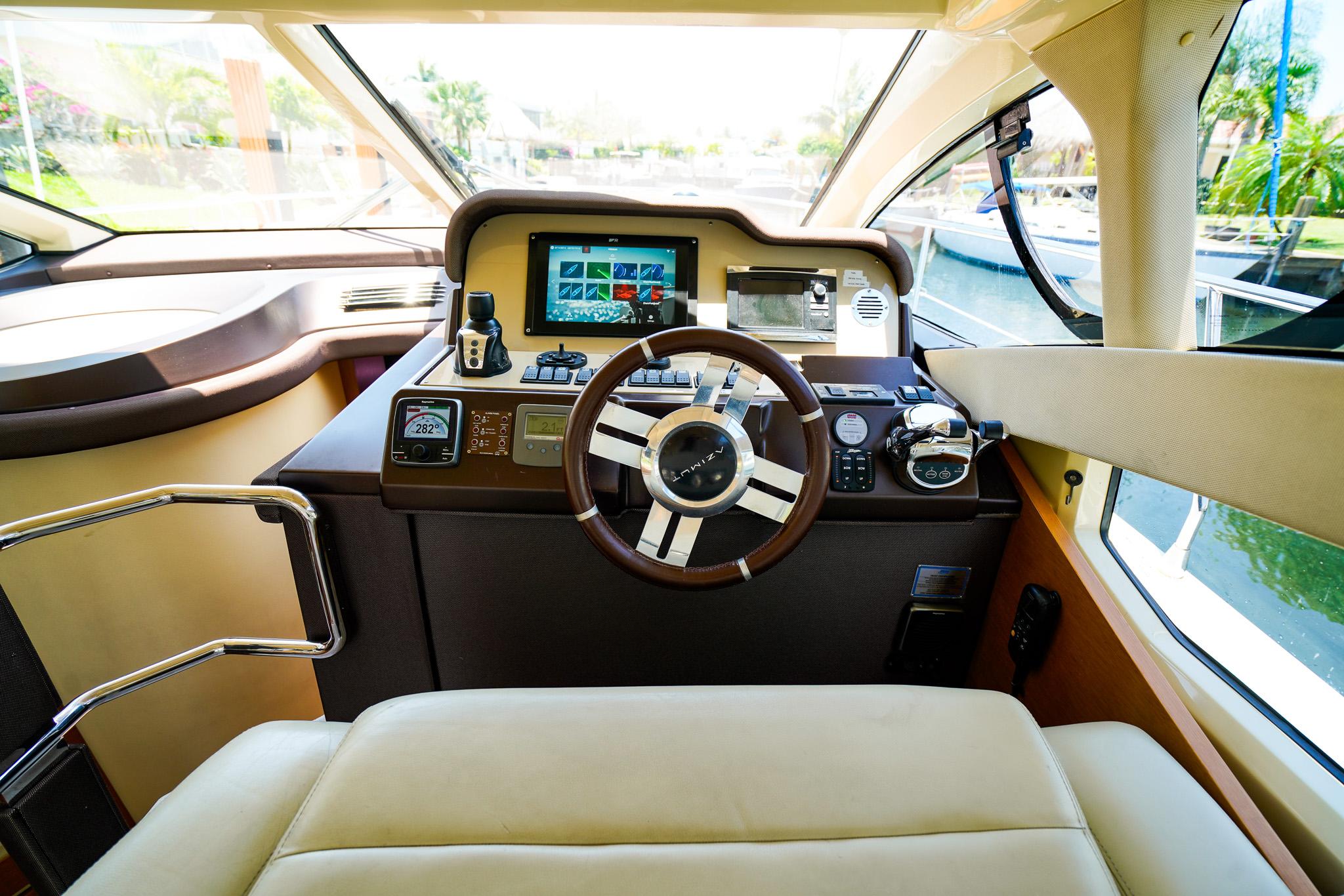 2017-azimut-42-fly-power-9817281-20250528121524833-1_XLARGE