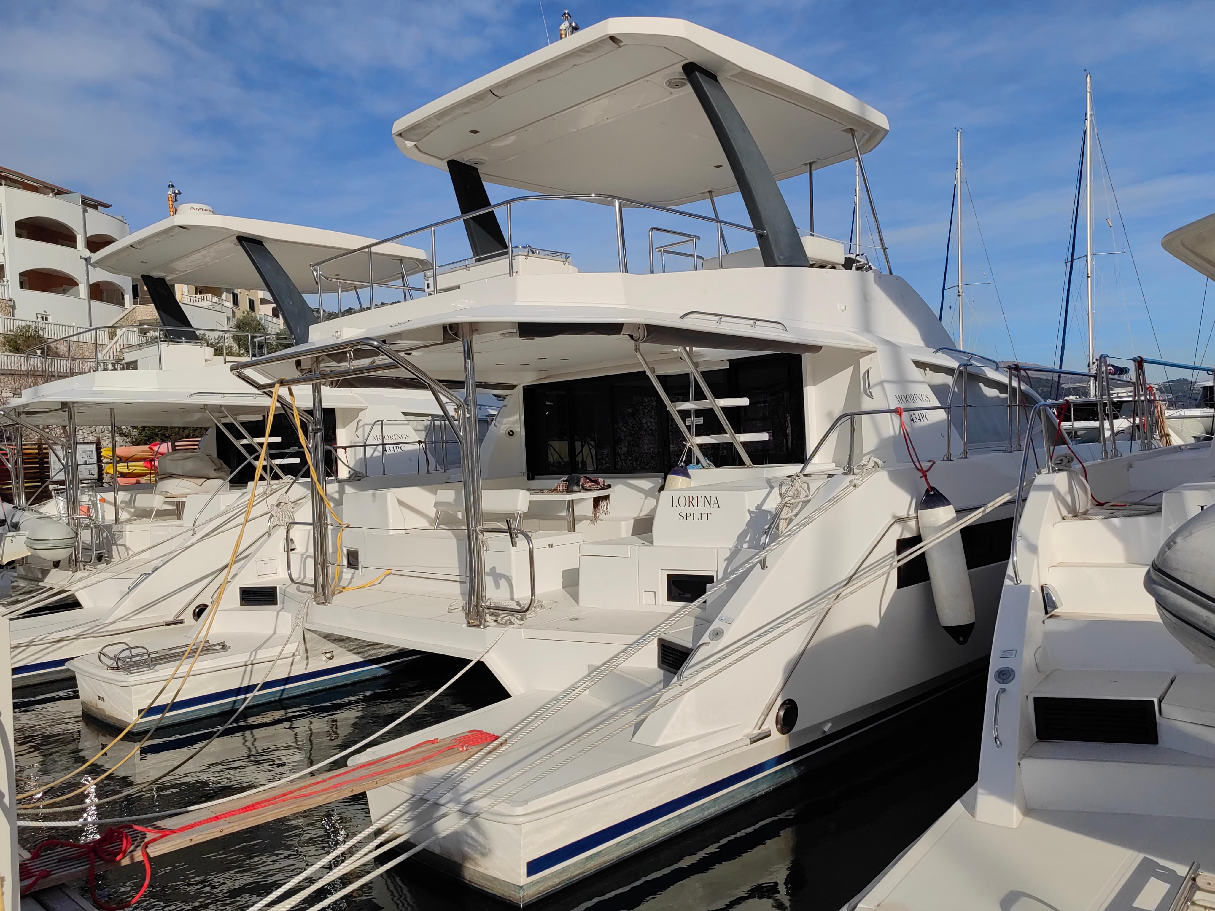 Leopard 43 Powercat Power Catamaran LORENA for sale | Leopard Brokerage