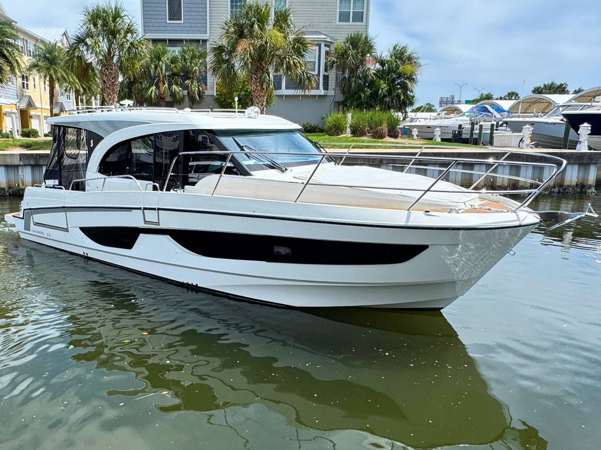 2024 Beneteau Antares 11
