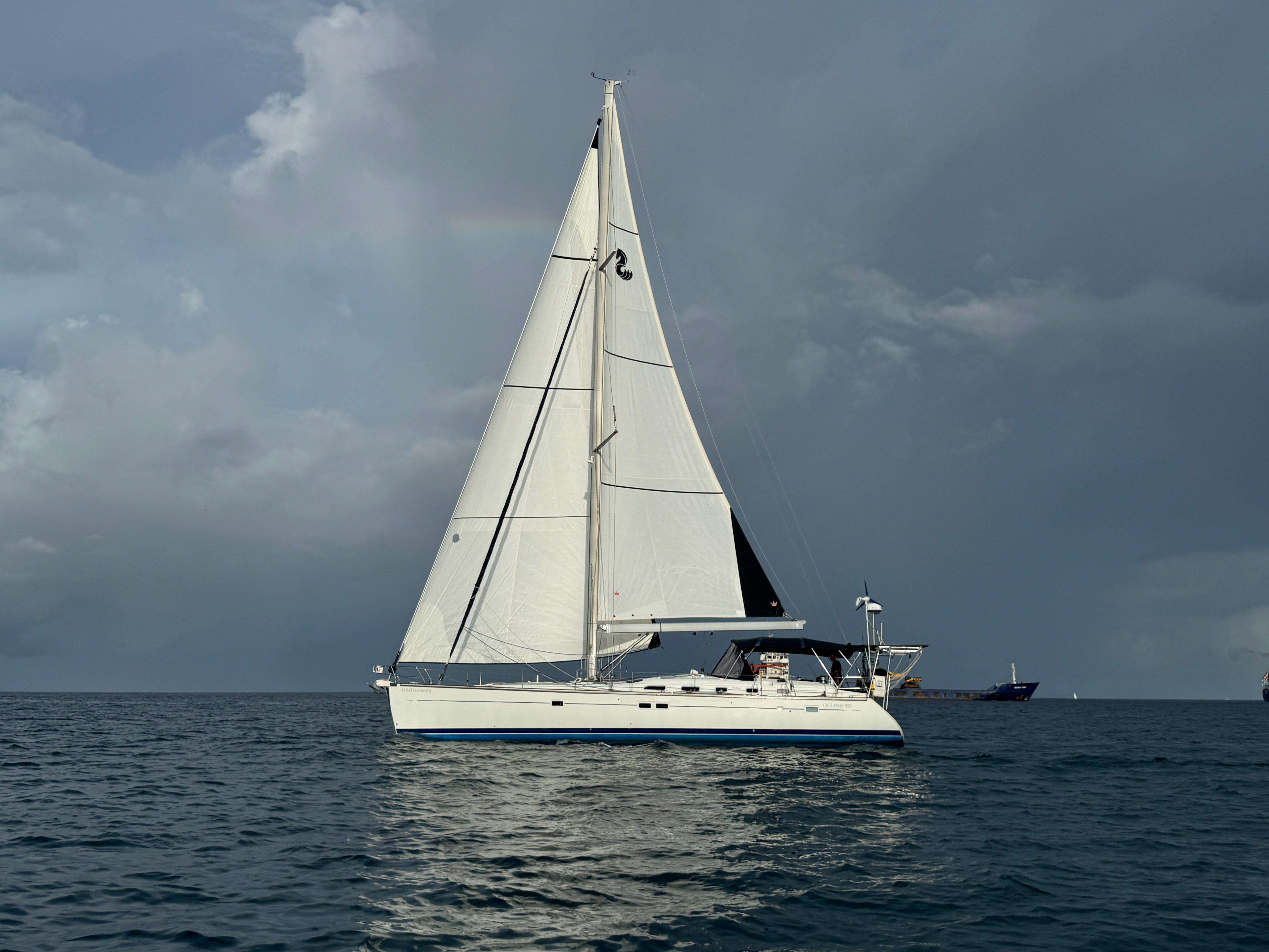 2005 Beneteau 523 Oceanis Liquid Sunshine