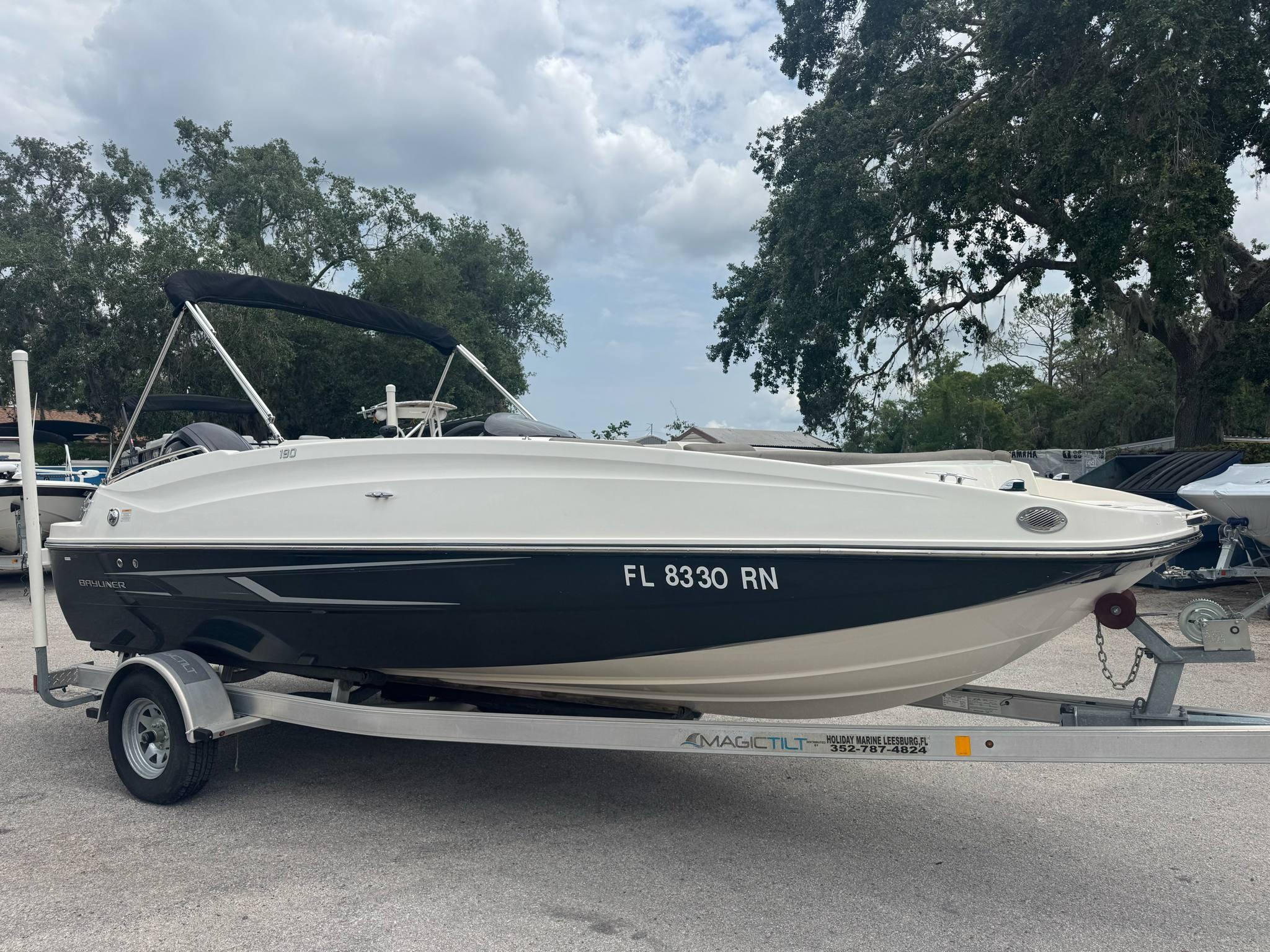 2016 Bayliner 190 Deck Boat-2