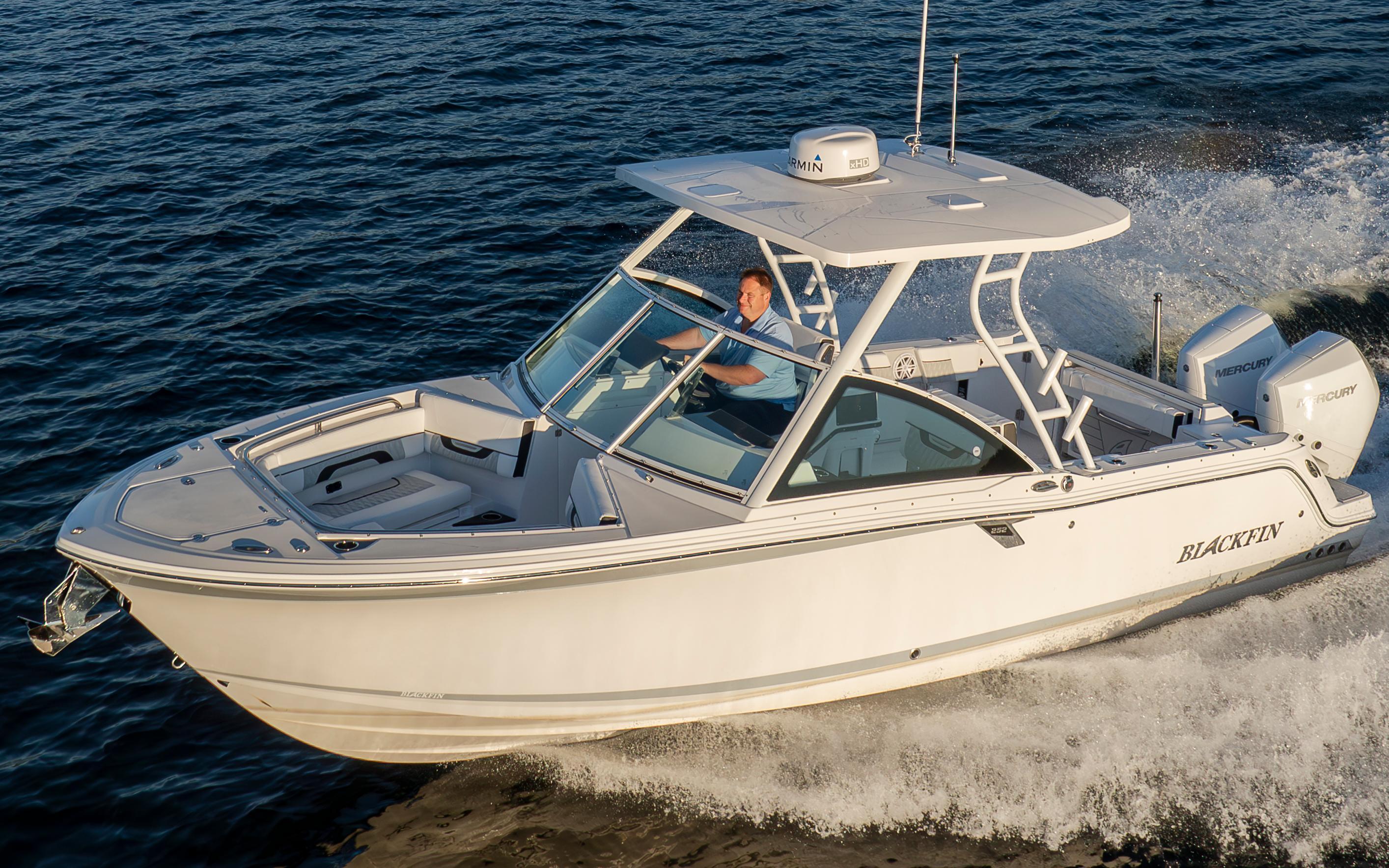2024-blackfin-252-dc-power-9407299-20240805154503965-1_XLARGE