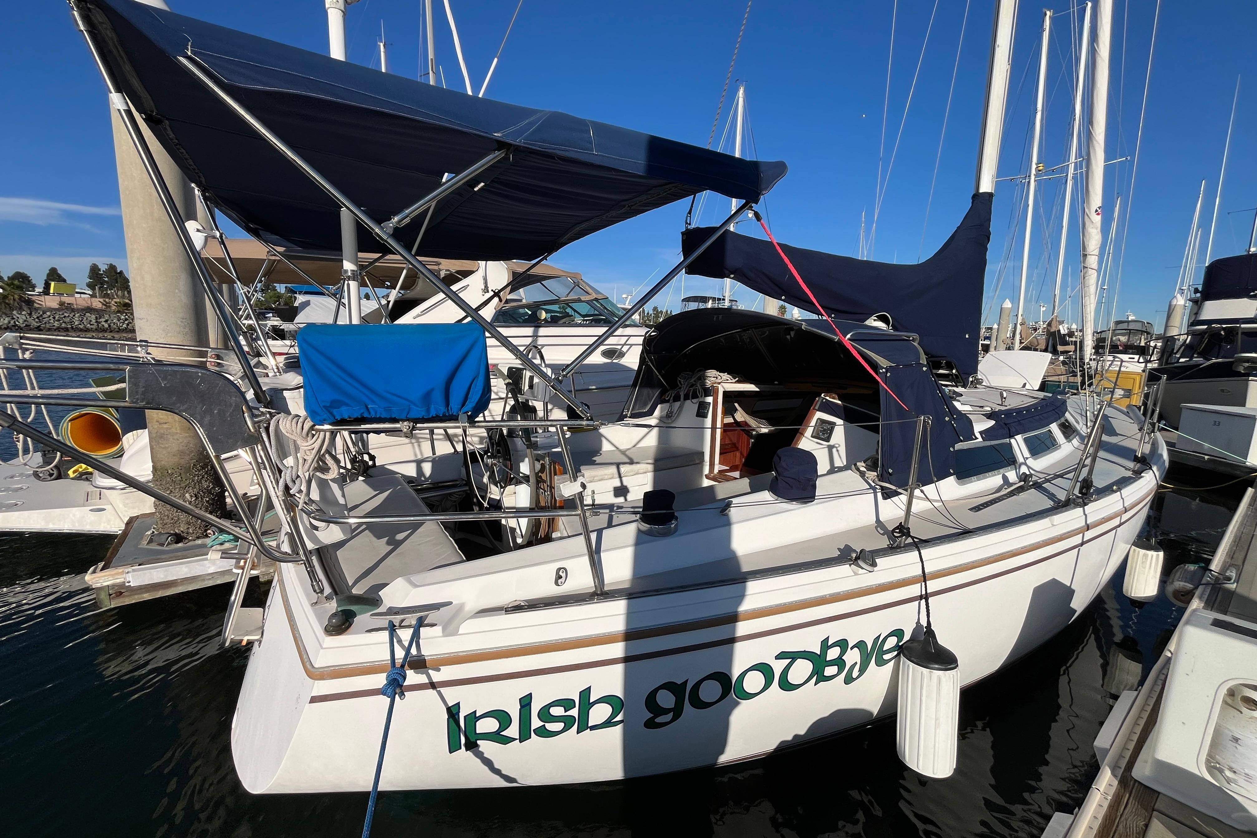 Image [3] of 1984 Catalina 36