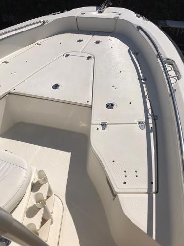 23' Boston Whaler, Listing Number 100899983, - Photo No. 8