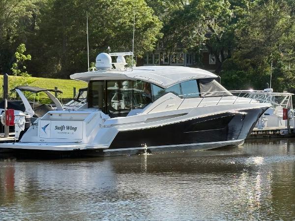 2016 Tiara Yachts 50 Coupe