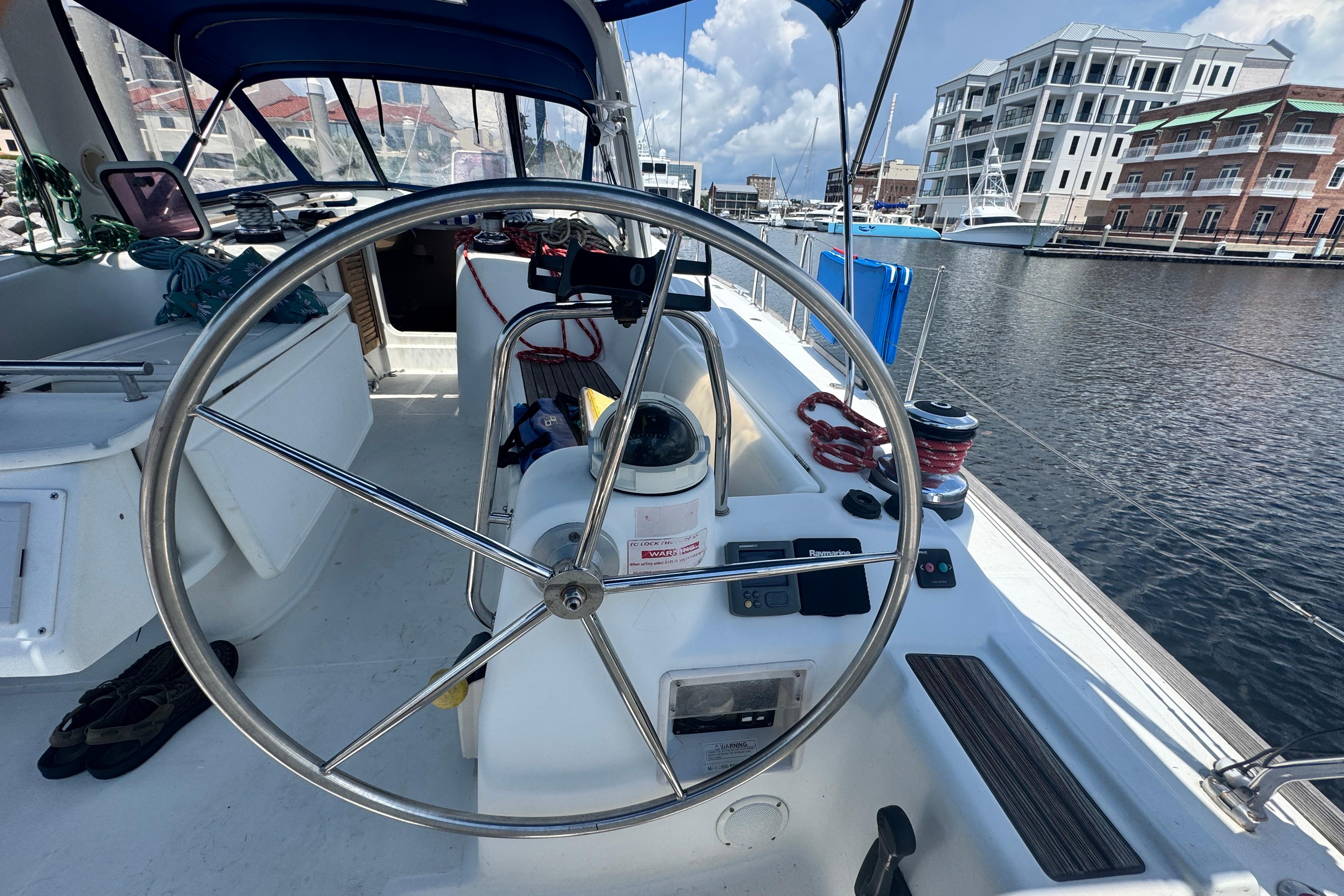 Yacht Photos Pics