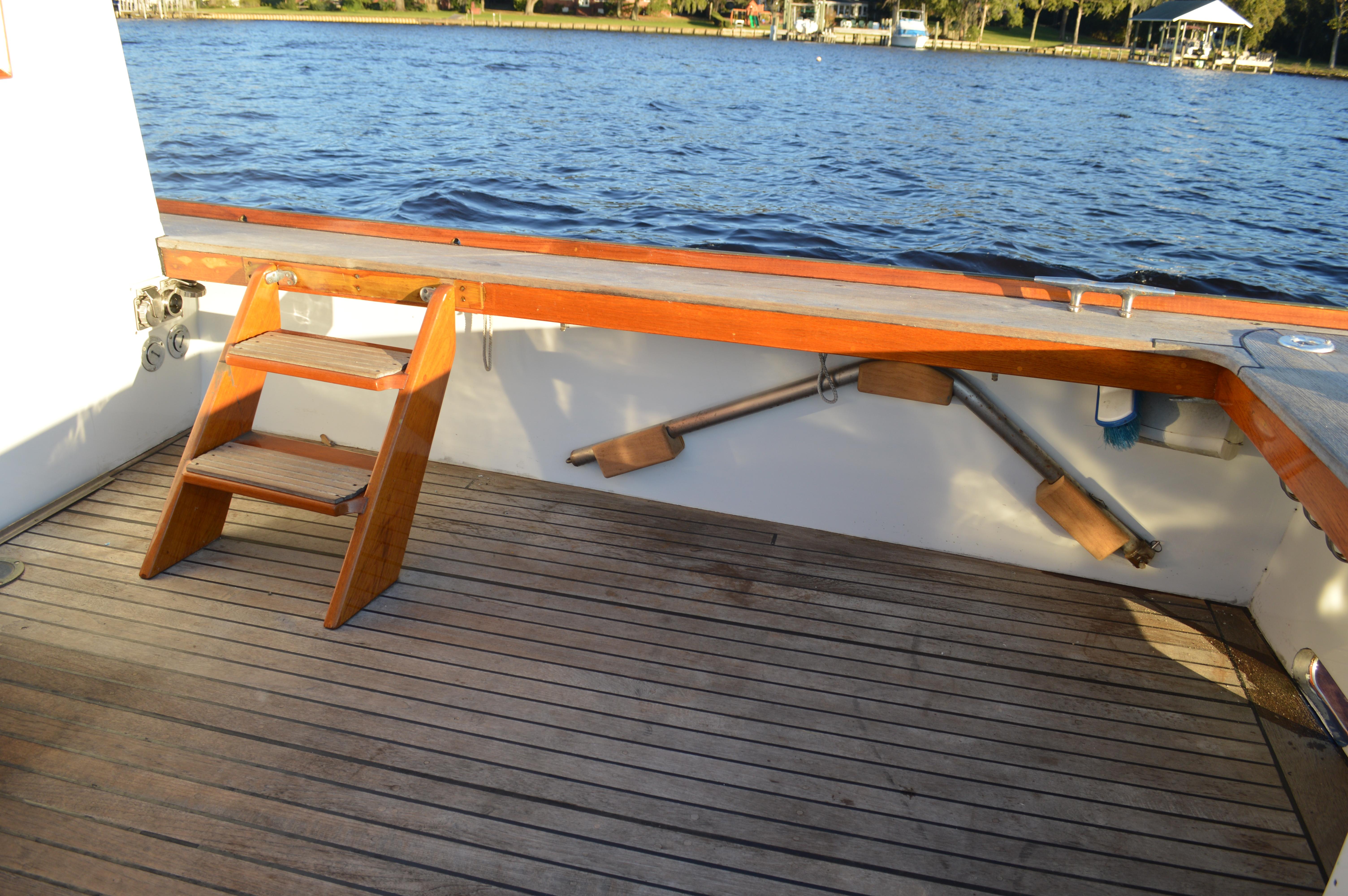 Stanley-Downeast Lobster Boat Lobster Yacht Fly Bridge Cruiser 1990-SAFARI FL-US-9627314 | Thumbnail