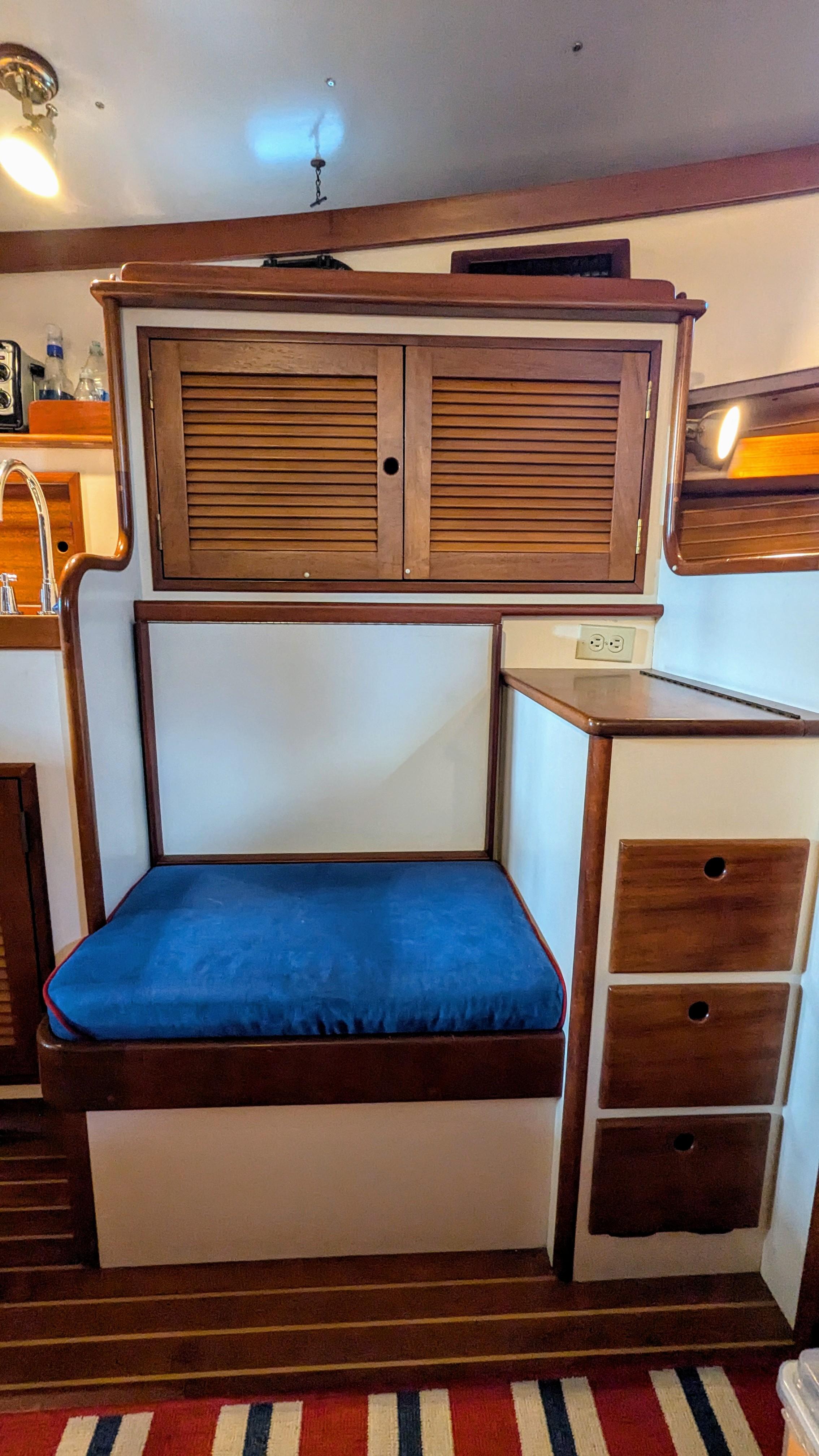 Stanley-Downeast Lobster Boat Lobster Yacht Fly Bridge Cruiser 1990-SAFARI FL-US-9627314 | Thumbnail
