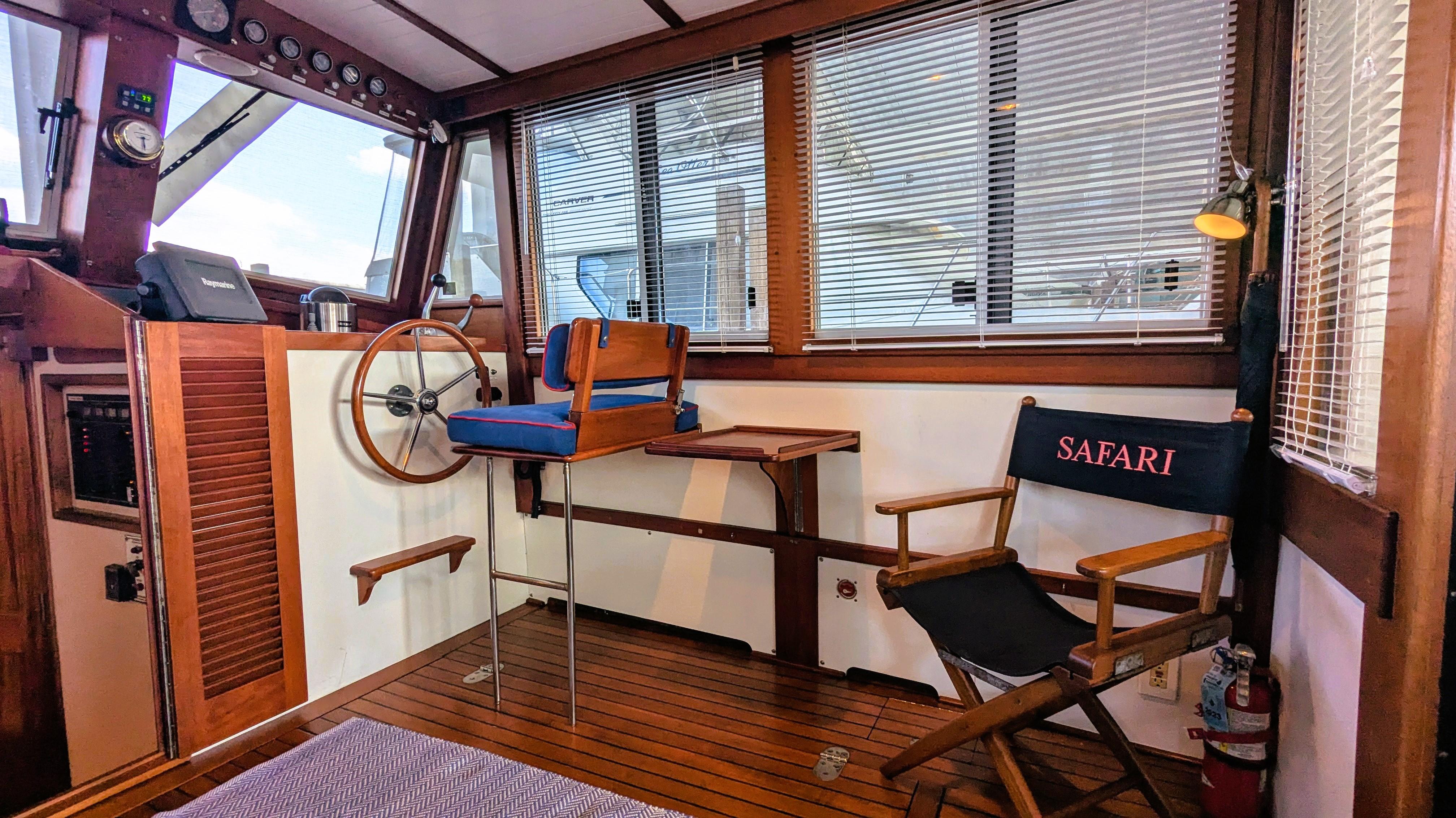 Stanley-Downeast Lobster Boat Lobster Yacht Fly Bridge Cruiser 1990-SAFARI FL-US-9627314 | Thumbnail