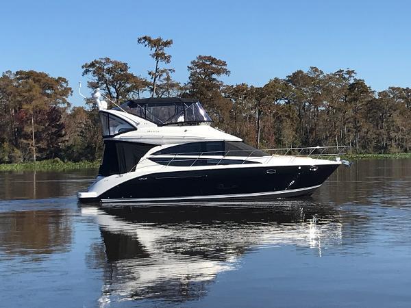 2016 Meridian 391 Sedan