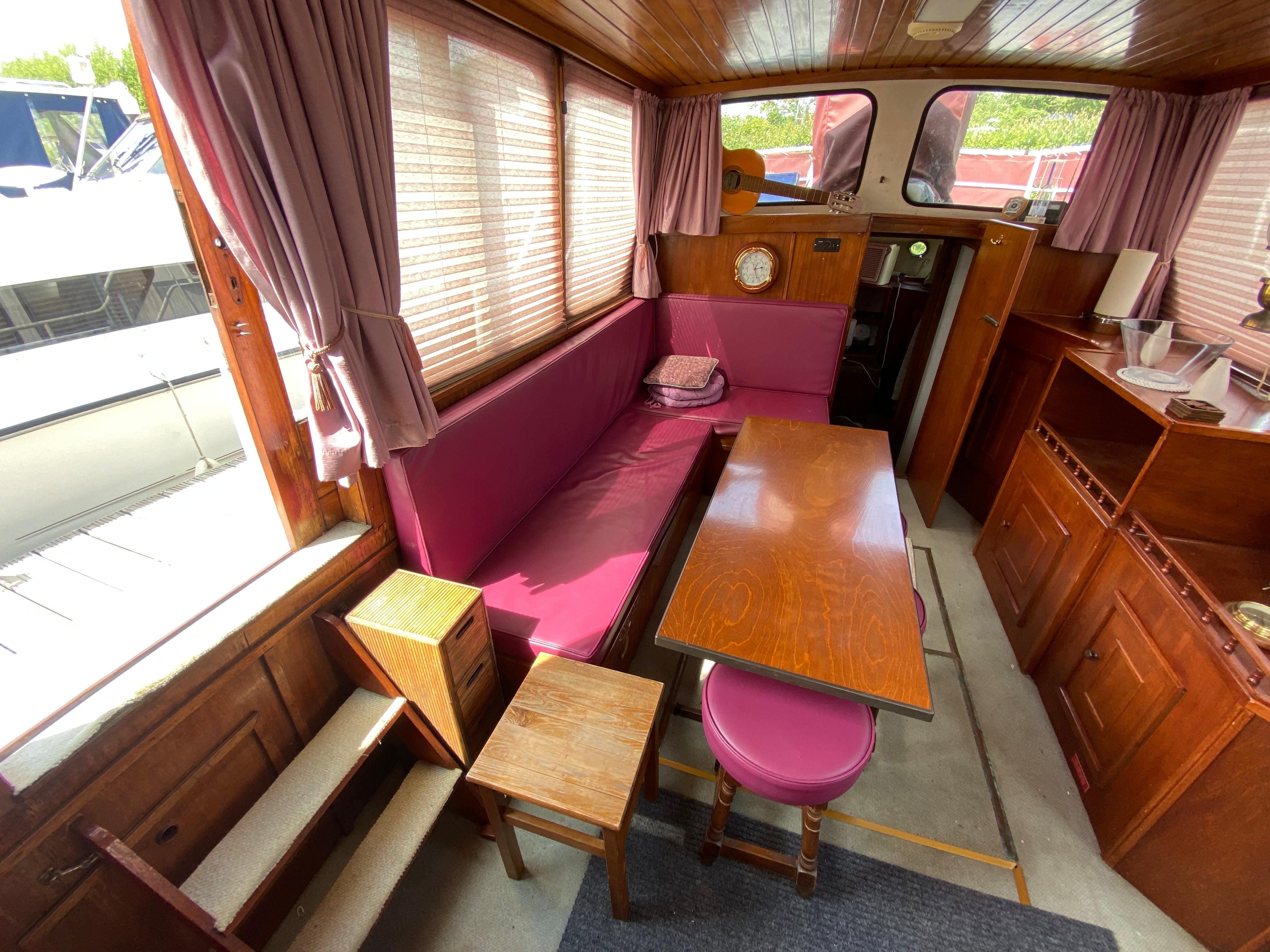 1985 Motor Yacht Fidego 11m Aft Cabin