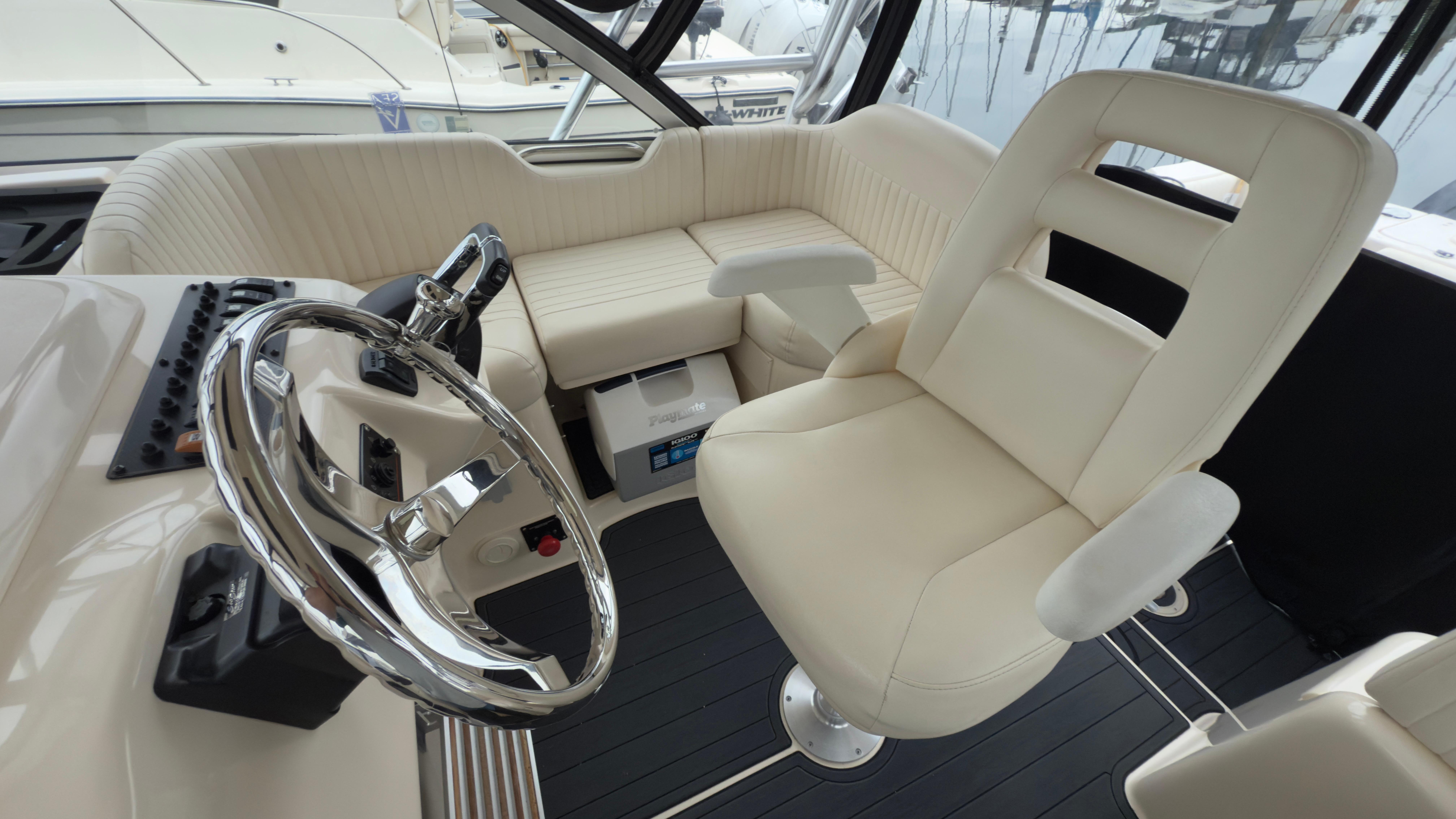 2008 Grady-White 330 Express #TBTW121H7 inventory image at Sun Country Yachts, South Lake Union (Seattle) 2008 Grady-White 330 Express #TBTW121H7 inventory image at Sun Country Yachts, South Lake Union (Seattle)
