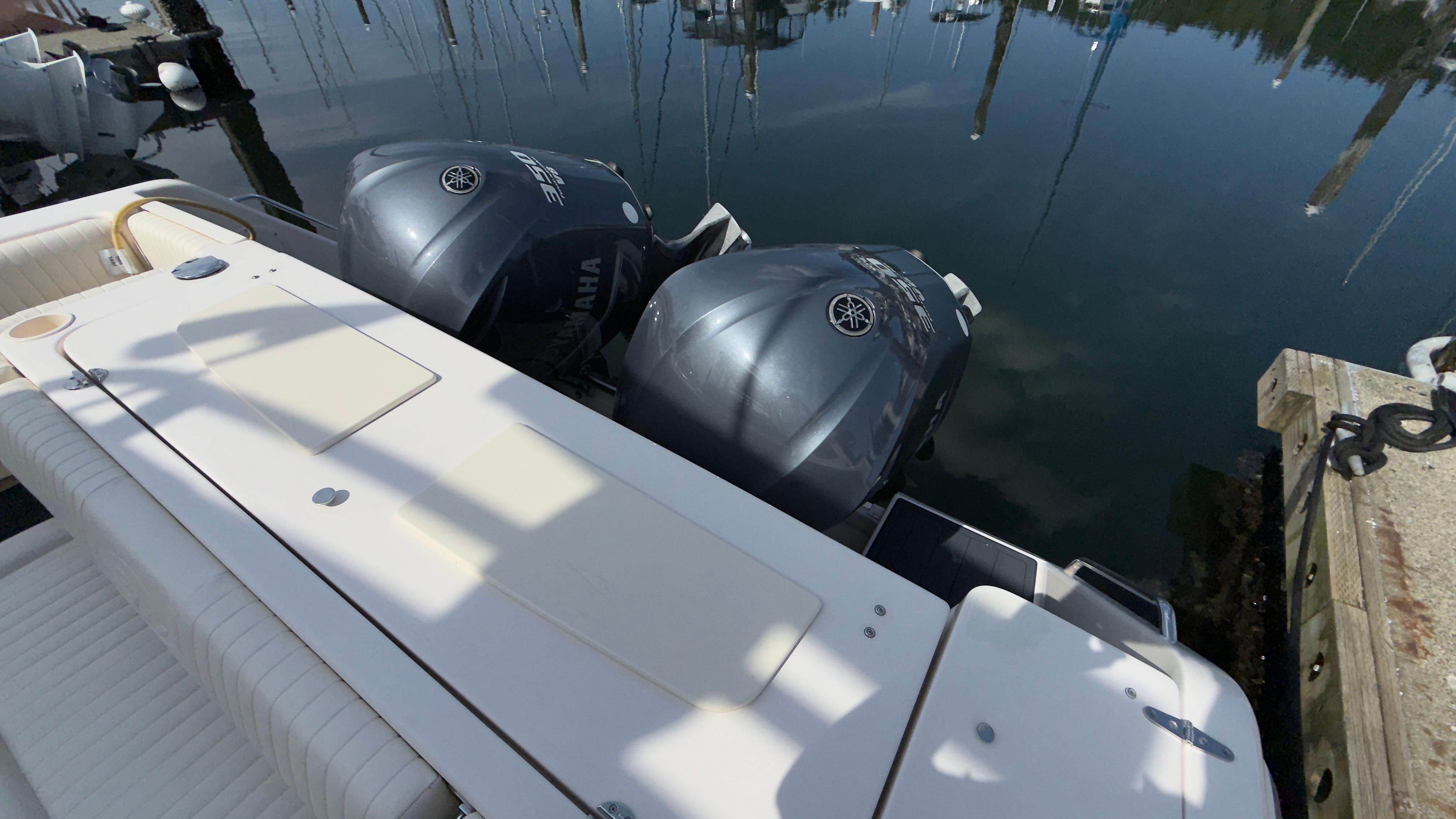 2008 Grady-White 330 Express #TBTW121H7 inventory image at Sun Country Yachts, South Lake Union (Seattle) 2008 Grady-White 330 Express #TBTW121H7 inventory image at Sun Country Yachts, South Lake Union (Seattle)