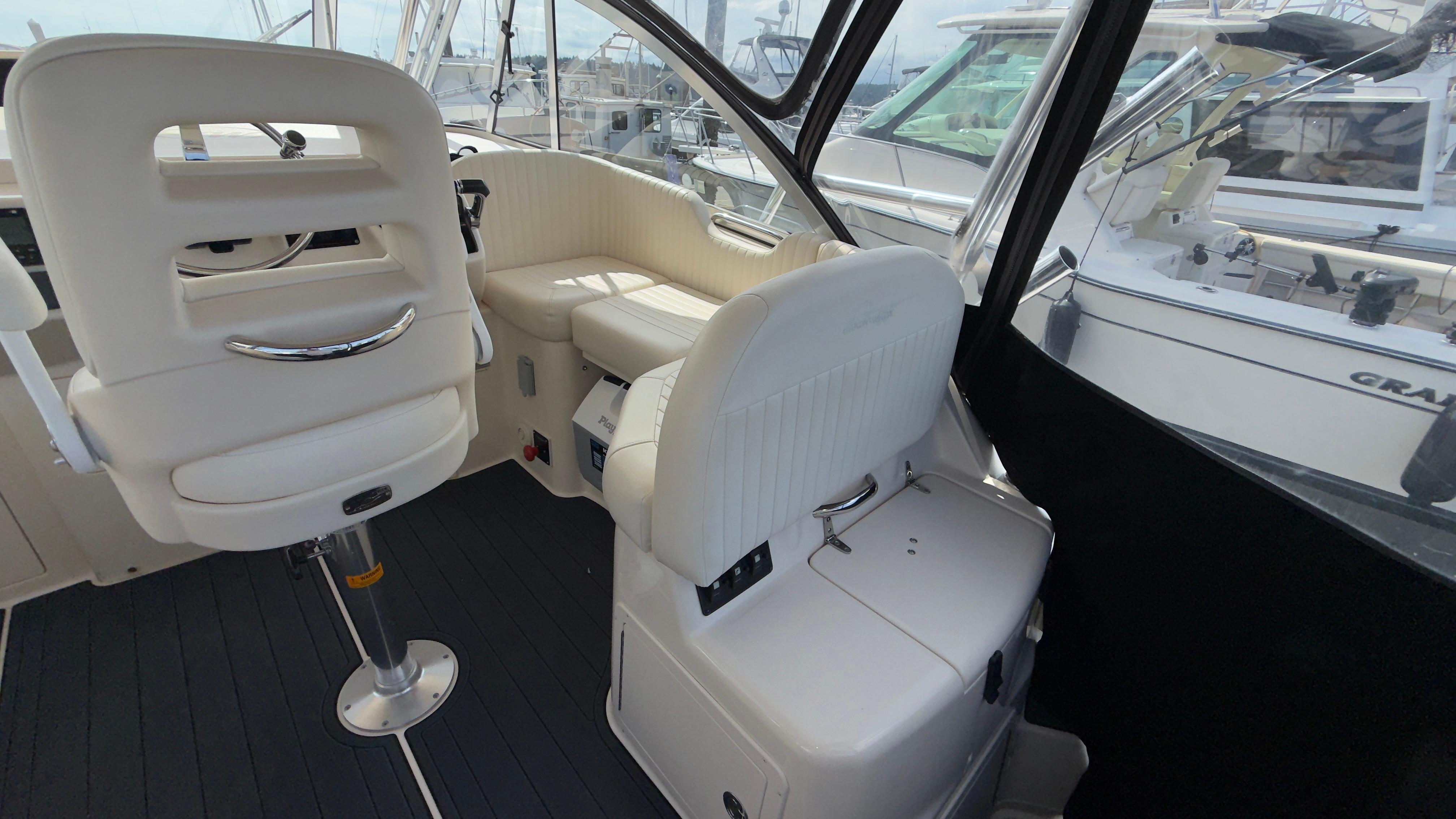 2008 Grady-White 330 Express #TBTW121H7 inventory image at Sun Country Yachts, South Lake Union (Seattle) 2008 Grady-White 330 Express #TBTW121H7 inventory image at Sun Country Yachts, South Lake Union (Seattle)