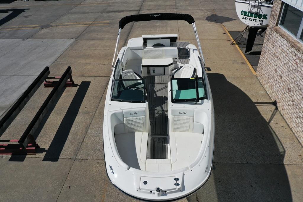 2022-sea-ray-230-spx-power-9807332-20250523104816947-1_XLARGE