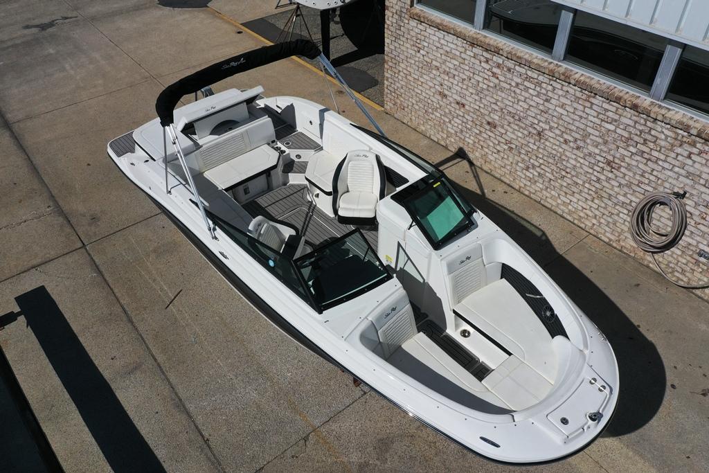 2022-sea-ray-230-spx-power-9807332-20250523104817996-1_XLARGE