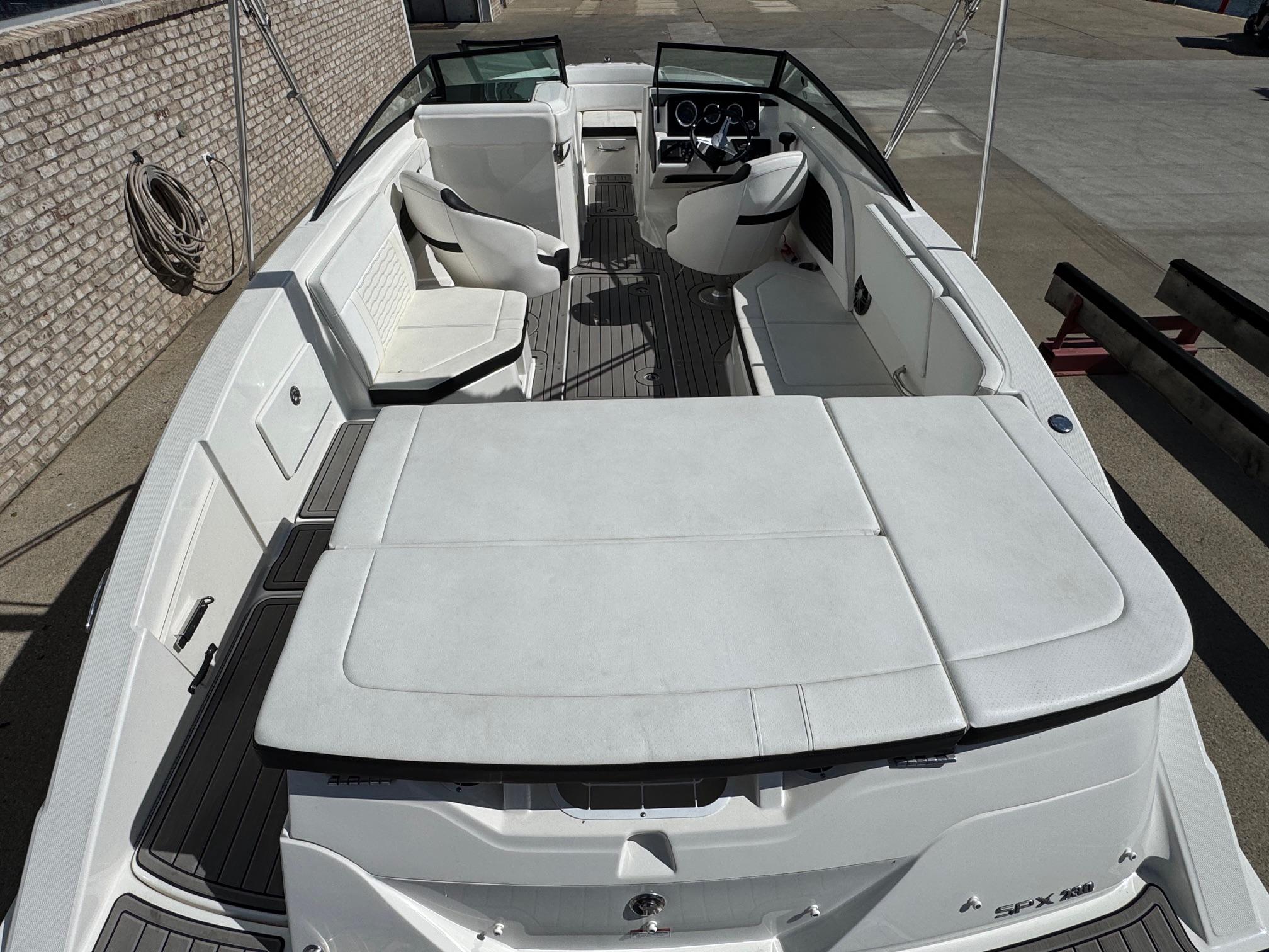 2022-sea-ray-230-spx-power-9807332-20250523104821504-1_XLARGE