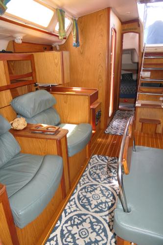 46' Hunter, Listing Number 100917670, Image No. 10