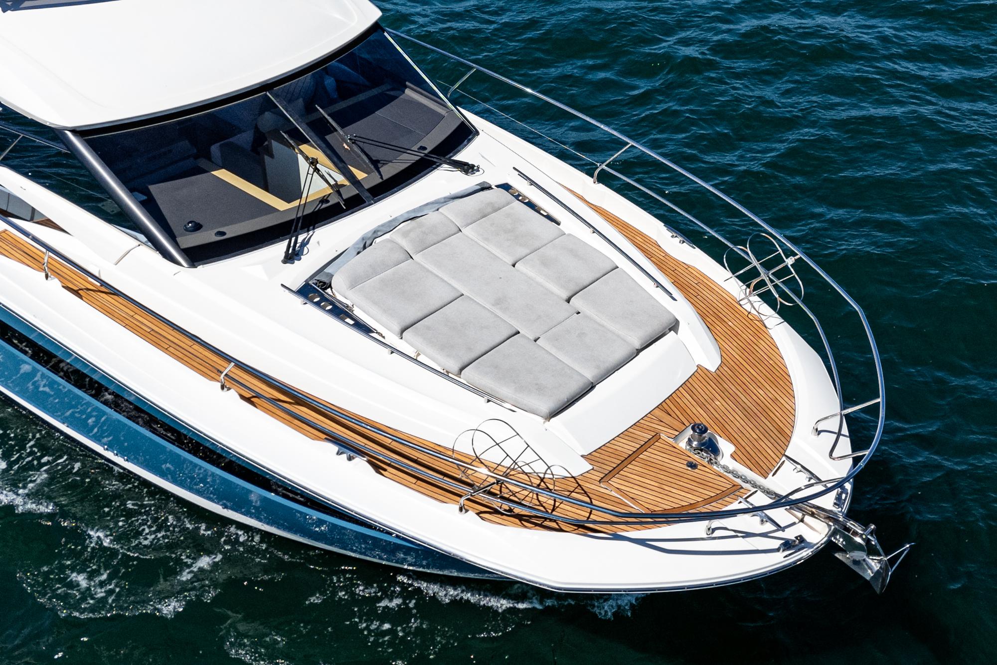 2019 Prestige 520 Fly #TBMC082B-LLC inventory image at Sun Country Marine Group, San Diego Marriott Marquis 2019 Prestige 520 Fly #TBMC082B-LLC inventory image at Sun Country Marine Group, San Diego Marriott Marquis