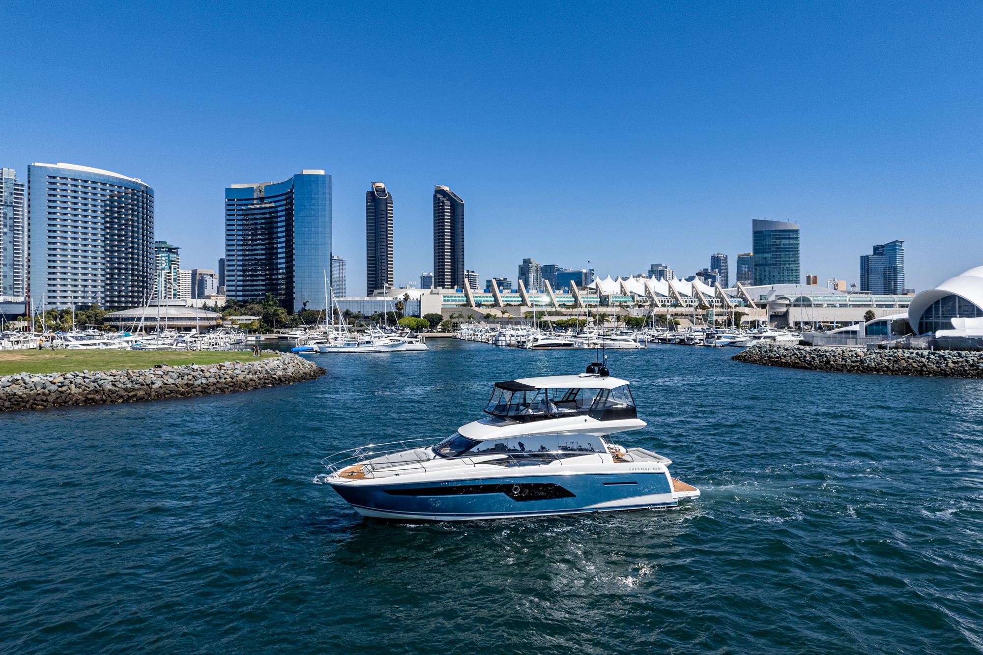 2019 Prestige 520 Fly #TBMC082B-LLC inventory image at Sun Country Marine Group, San Diego Marriott Marquis 2019 Prestige 520 Fly #TBMC082B-LLC inventory image at Sun Country Marine Group, San Diego Marriott Marquis