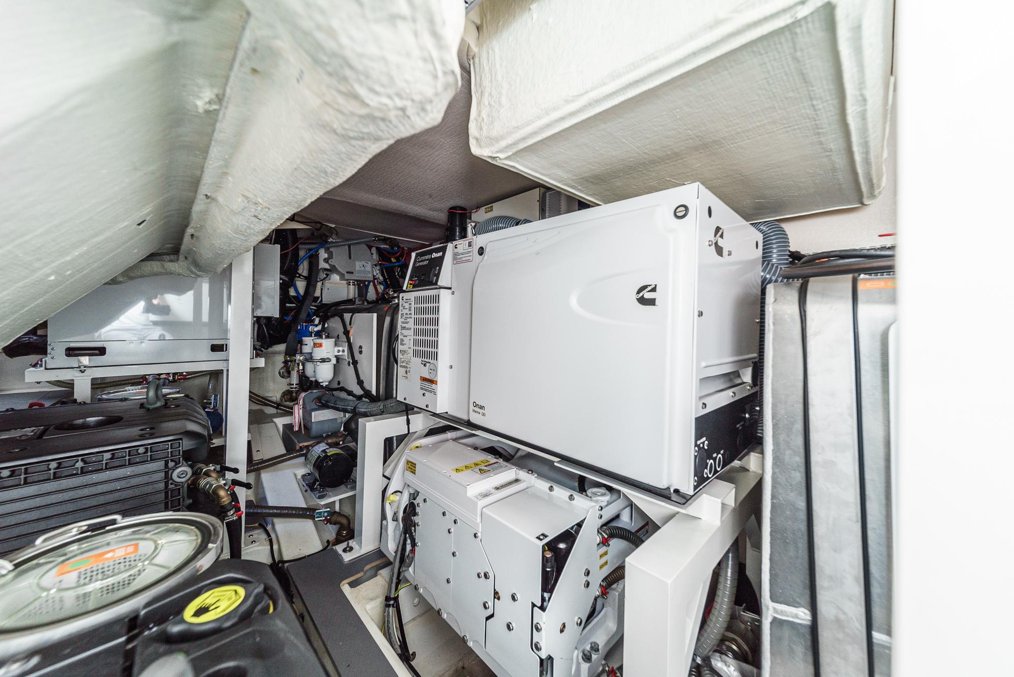 2019 Prestige 520 Fly #TBMC082B-LLC inventory image at Sun Country Marine Group, San Diego Marriott Marquis 2019 Prestige 520 Fly #TBMC082B-LLC inventory image at Sun Country Marine Group, San Diego Marriott Marquis