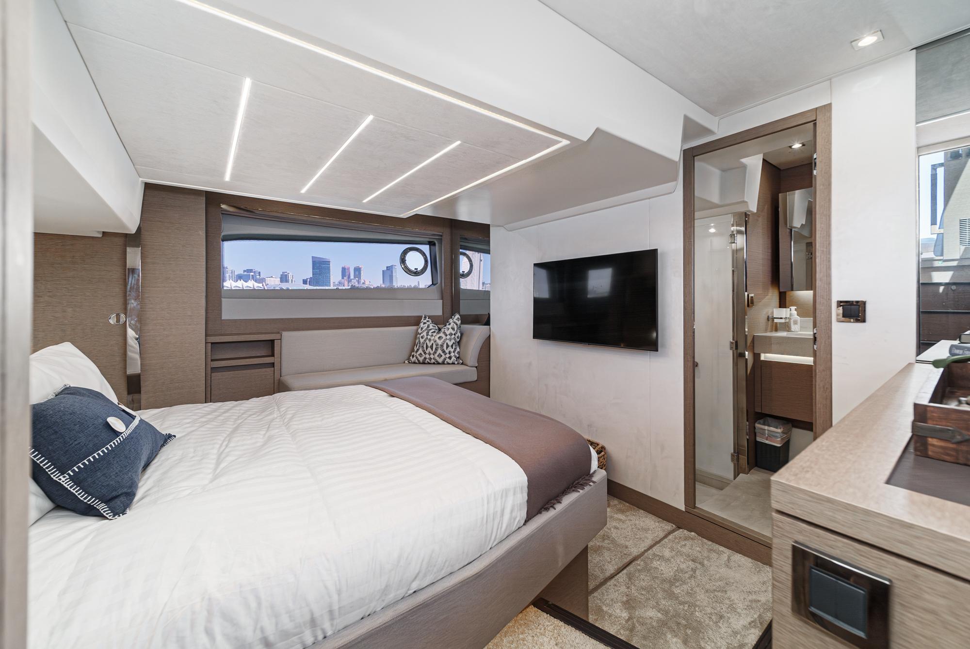 2019 Prestige 520 Fly #TBMC082B-LLC inventory image at Sun Country Marine Group, San Diego Marriott Marquis 2019 Prestige 520 Fly #TBMC082B-LLC inventory image at Sun Country Marine Group, San Diego Marriott Marquis