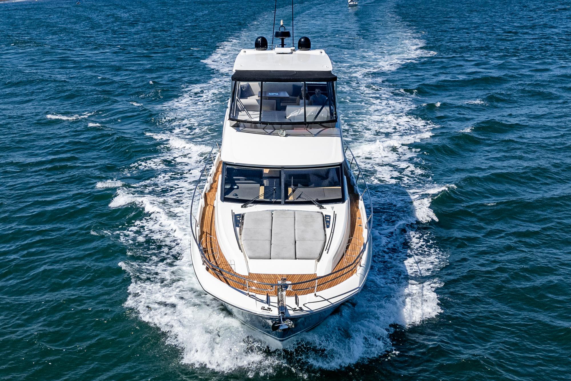 2019 Prestige 520 Fly #TBMC082B-LLC inventory image at Sun Country Marine Group, San Diego Marriott Marquis 2019 Prestige 520 Fly #TBMC082B-LLC inventory image at Sun Country Marine Group, San Diego Marriott Marquis