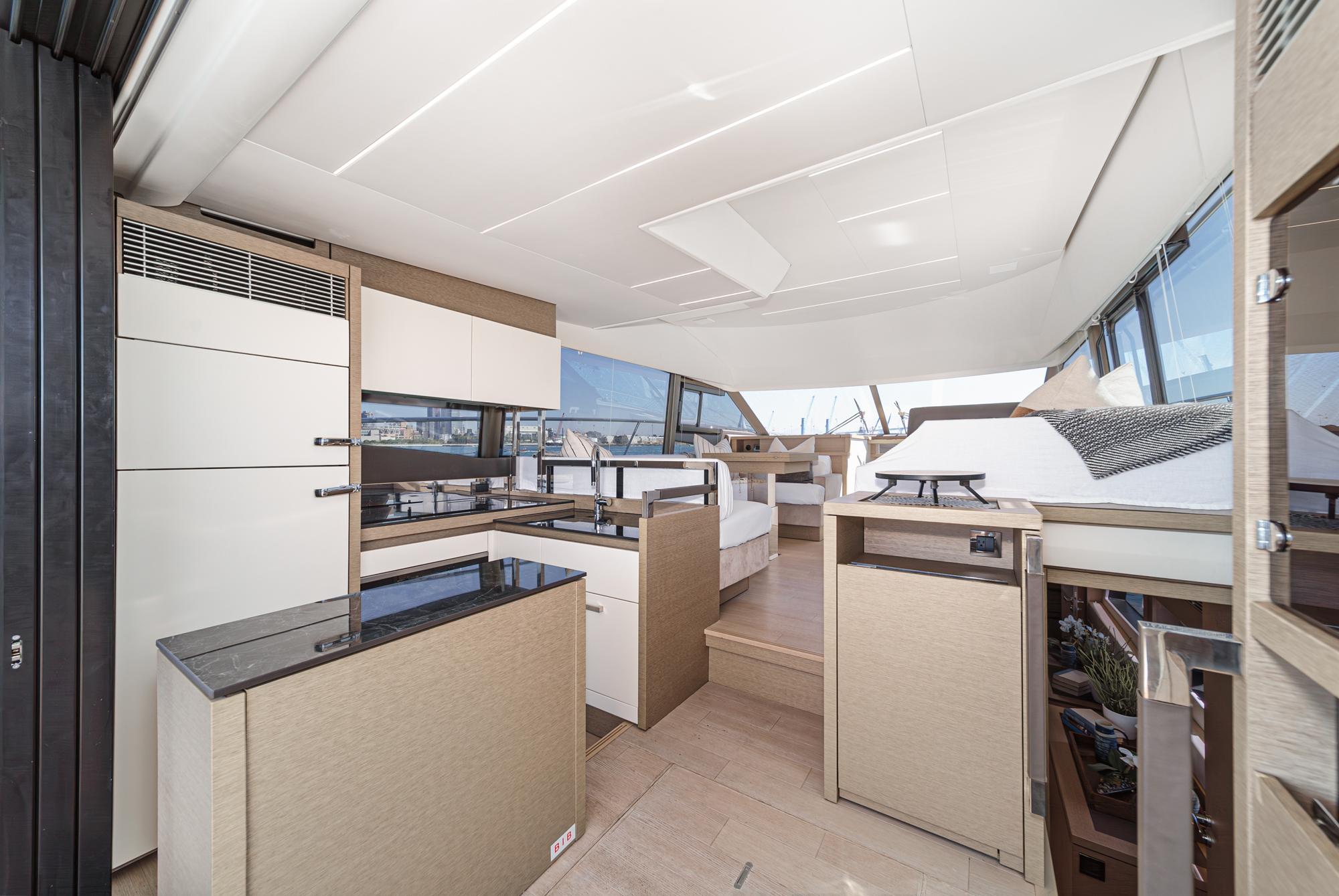 2019 Prestige 520 Fly #TBMC082B-LLC inventory image at Sun Country Marine Group, San Diego Marriott Marquis 2019 Prestige 520 Fly #TBMC082B-LLC inventory image at Sun Country Marine Group, San Diego Marriott Marquis