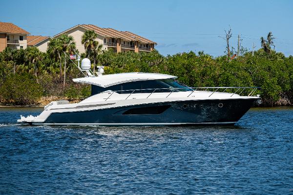 2020 Tiara Yachts C53 Coupe
