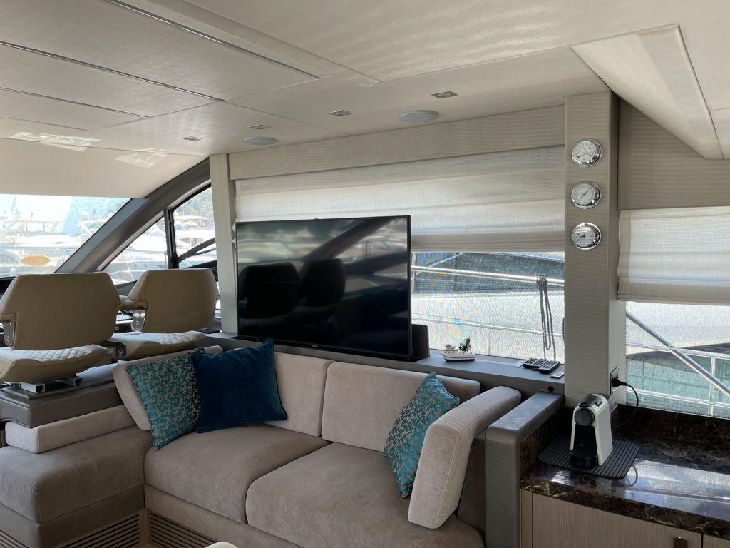 2019 Sunseeker 52