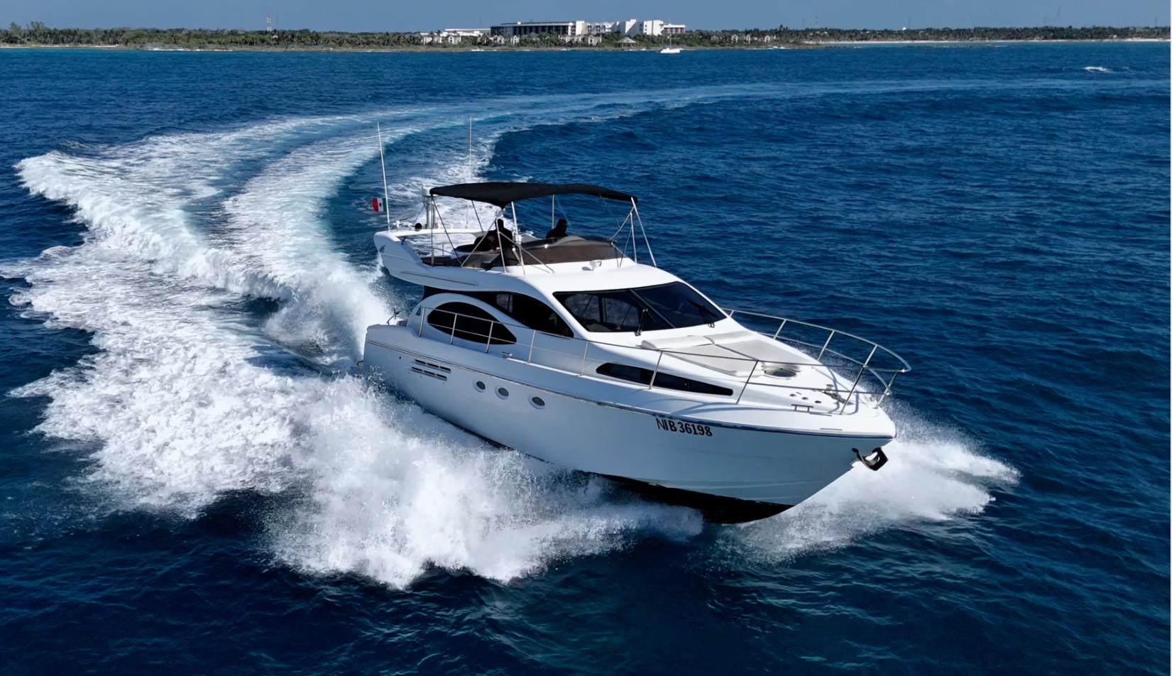 Photo of 2000 Azimut 46'