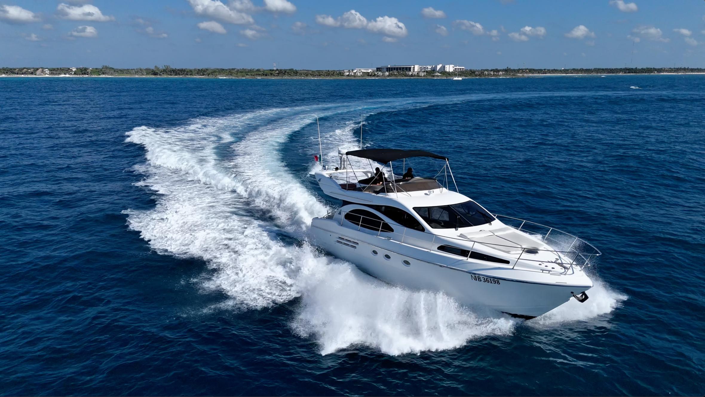 Azimut-46 2000-LARRAS III MX-9767346 | Thumbnail
