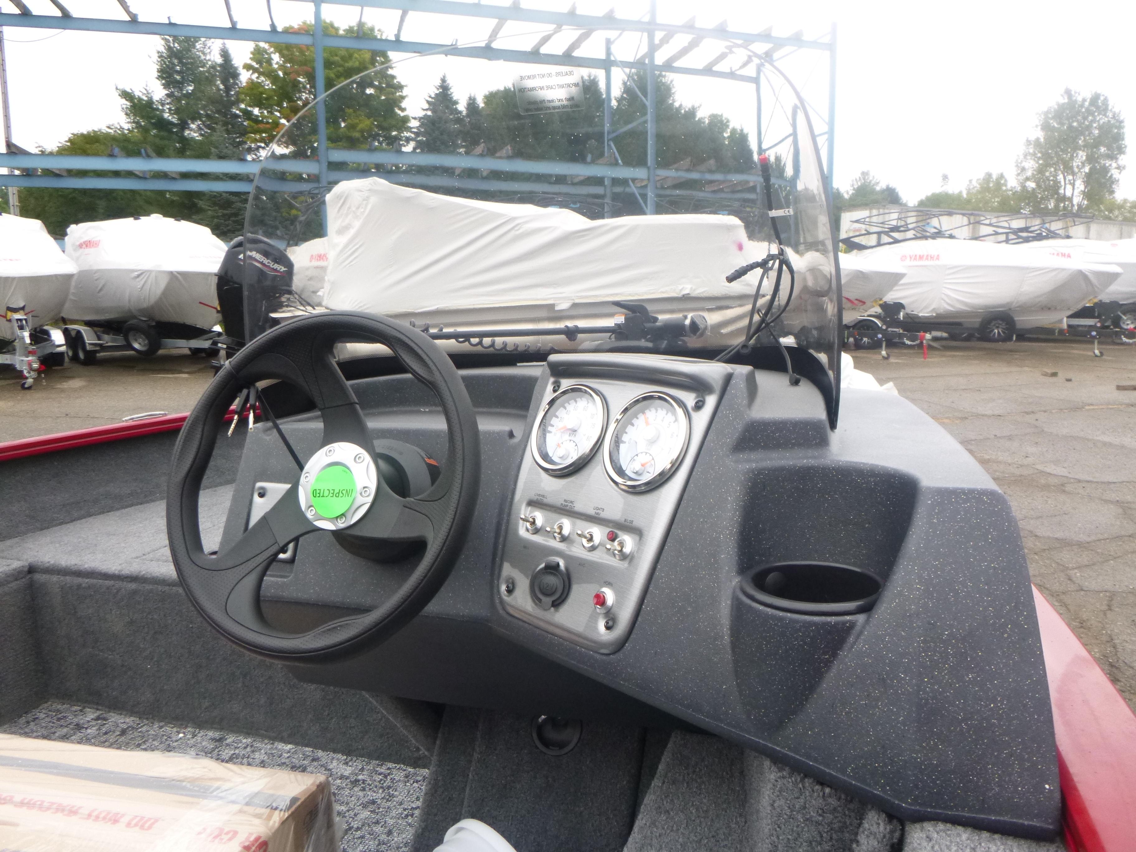 2025 Tracker Pro Guide V-16 SC Gallery