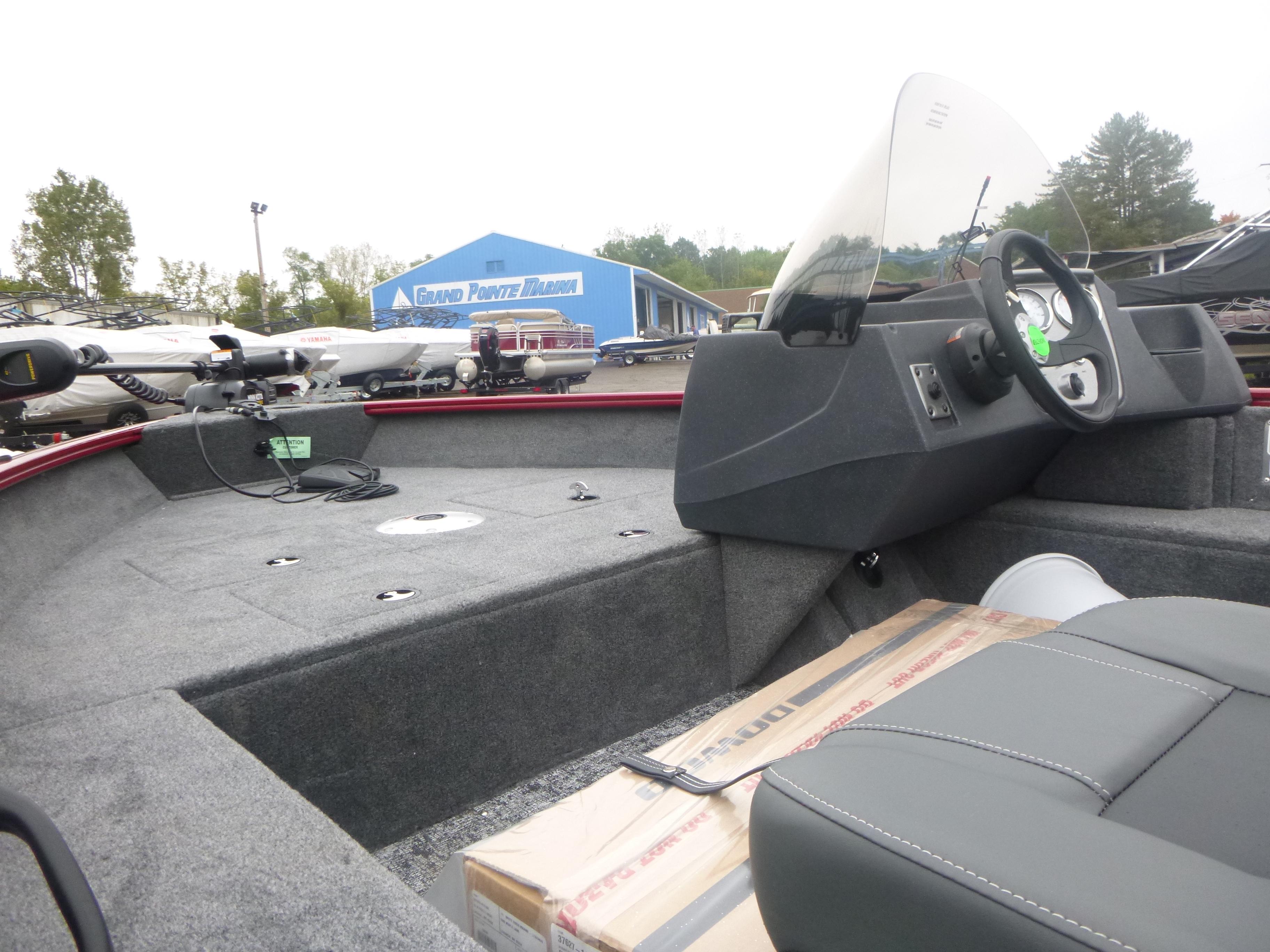 2025 Tracker Pro Guide V-16 SC Gallery