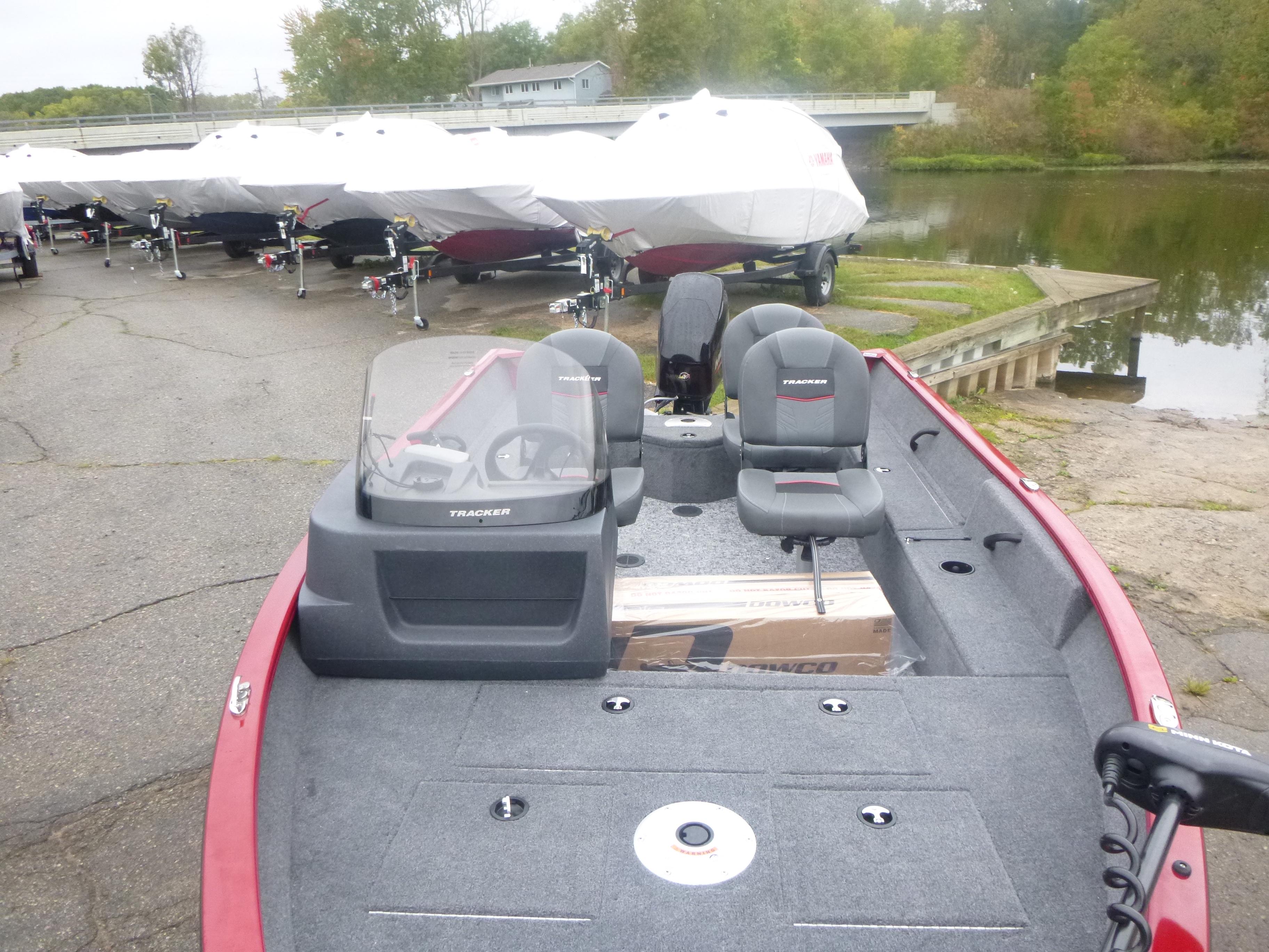 2025 Tracker Pro Guide V-16 SC Gallery