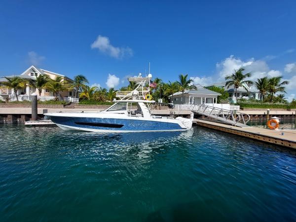 Photo of 2016 Boston Whaler 42'