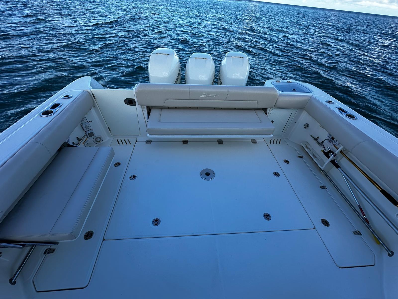 Boston Whaler-345 Conquest 2015-DEL MAR PR-9637355 | Thumbnail