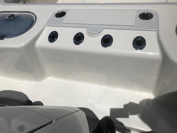 2019 Mako boat for sale, model of the boat is 334 CC Family Edition & Image # 9 of 33