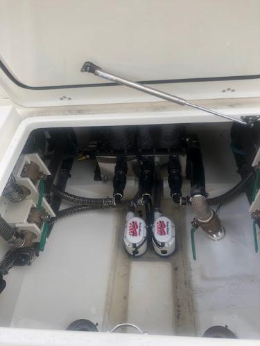 2019 Mako boat for sale, model of the boat is 334 CC Family Edition & Image # 12 of 33