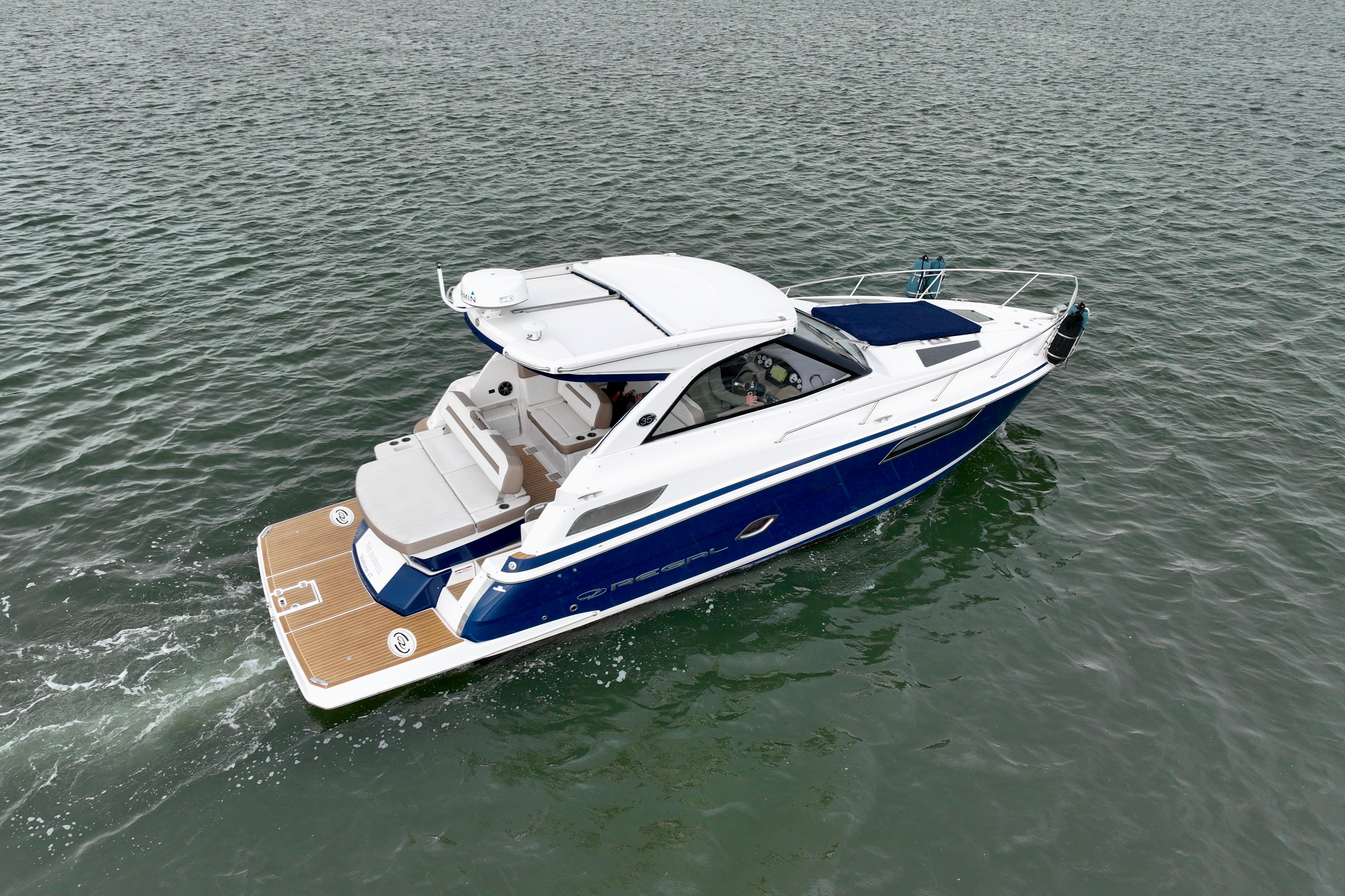 2017 Regal 35 Sport Coupe