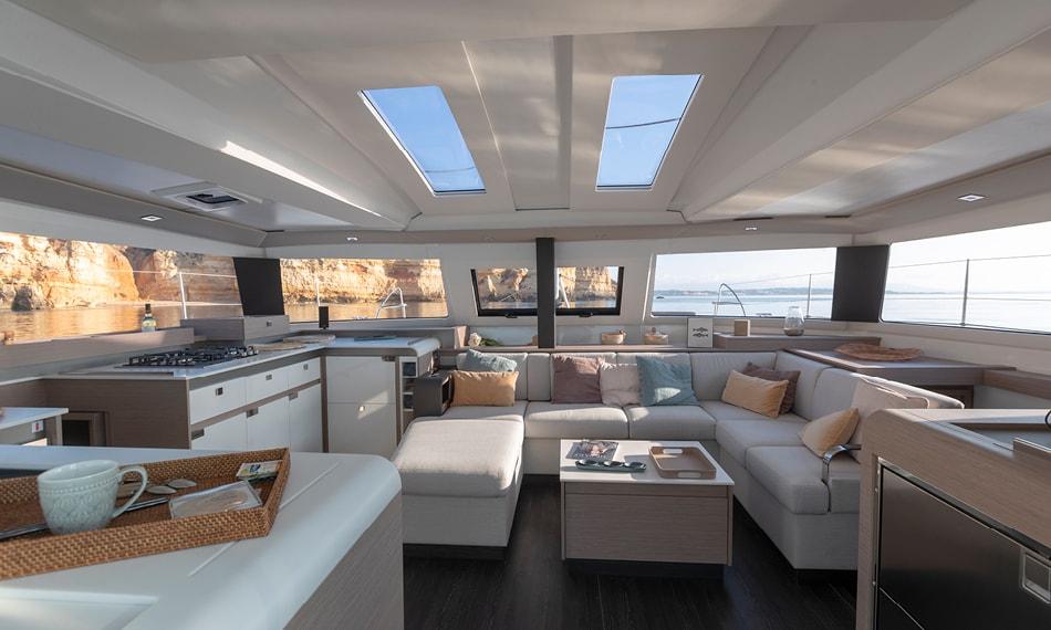 2020 Fountaine Pajot