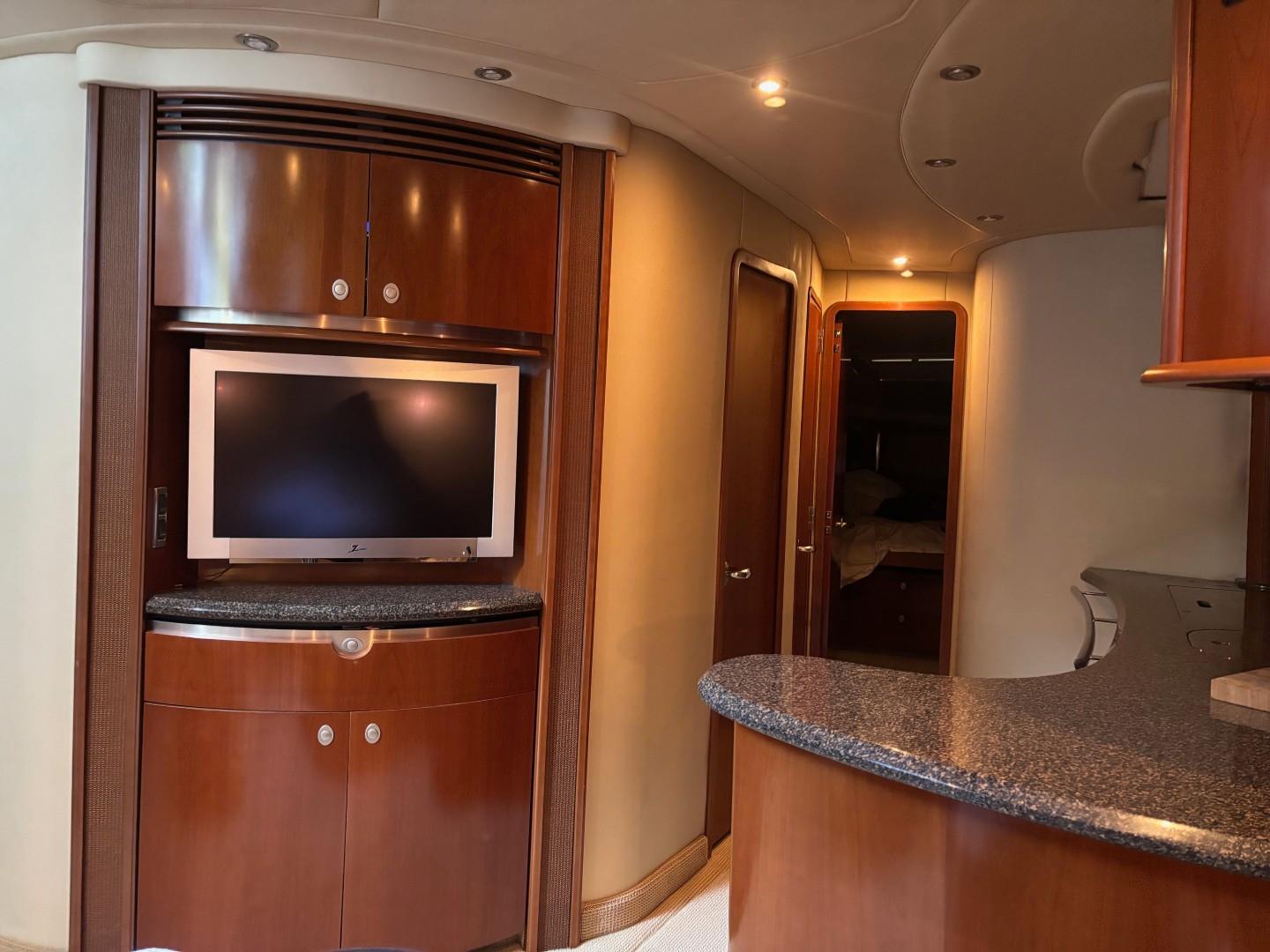 2005-sea-ray-500-sundancer-power-9807373-20250523110957677-1_XLARGE