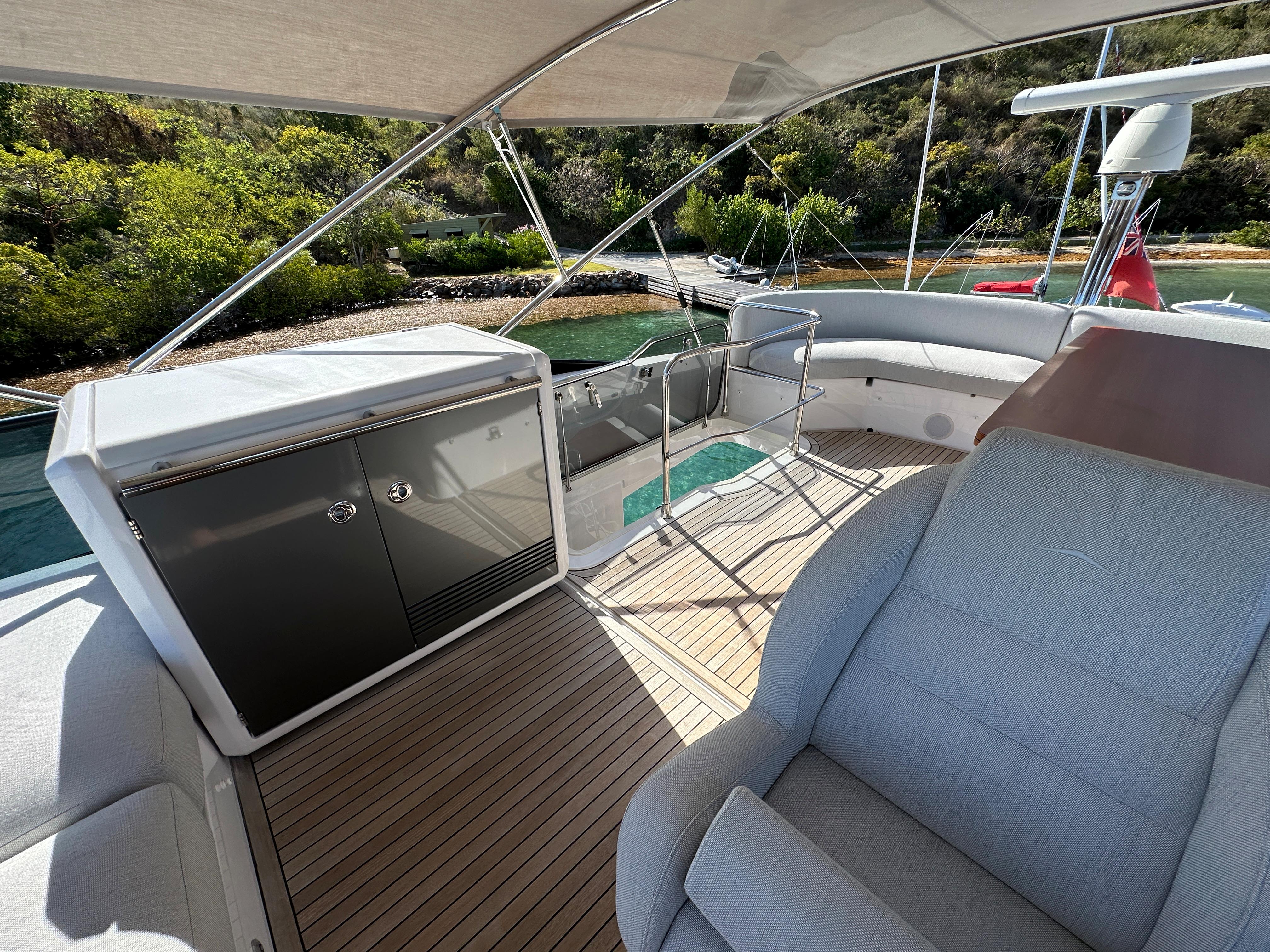 Azimut 53 Fly AZI