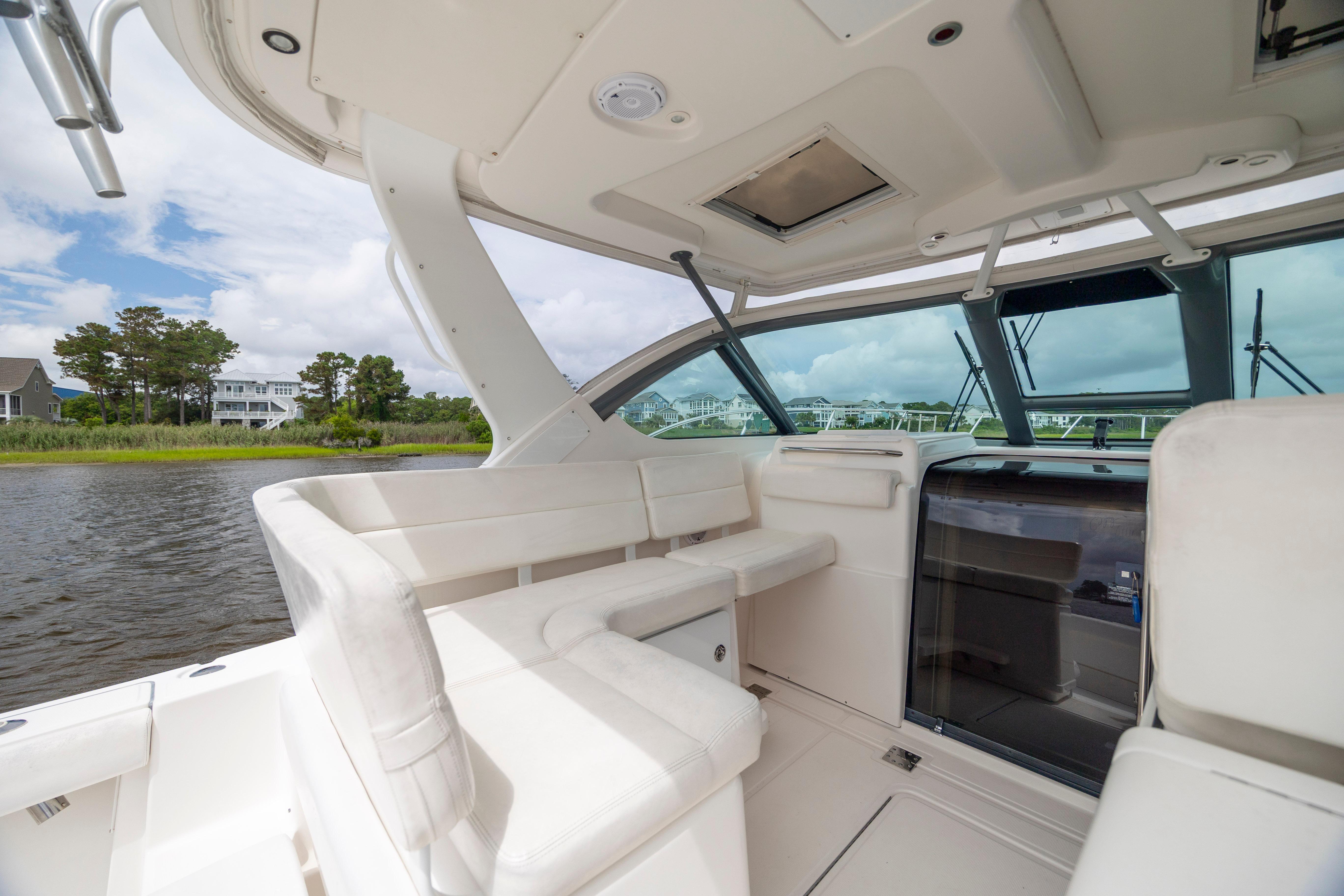 Boat image 13